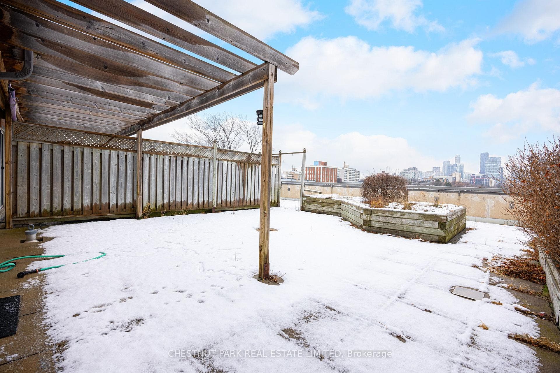 1818 Bayview Avenue Unit 607 photo 21