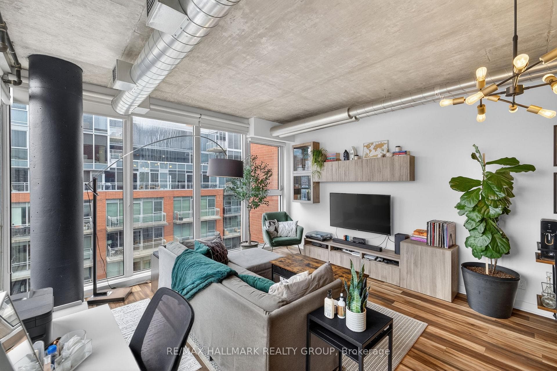 349 Mcleod Street Unit 634 photo 4