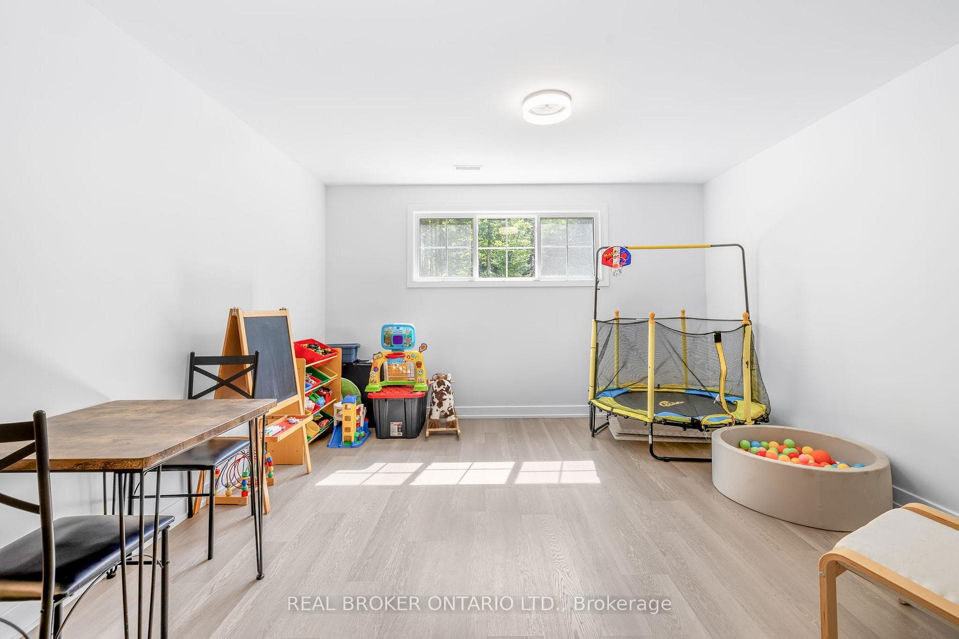 804 Darling Road photo 30