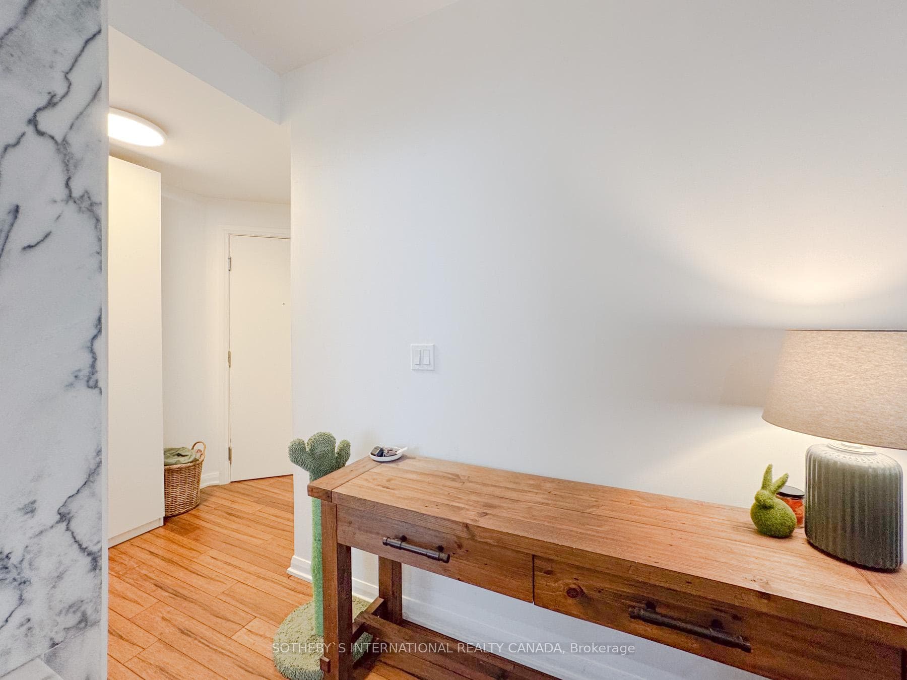 11 Soho Street Unit 107 photo 19