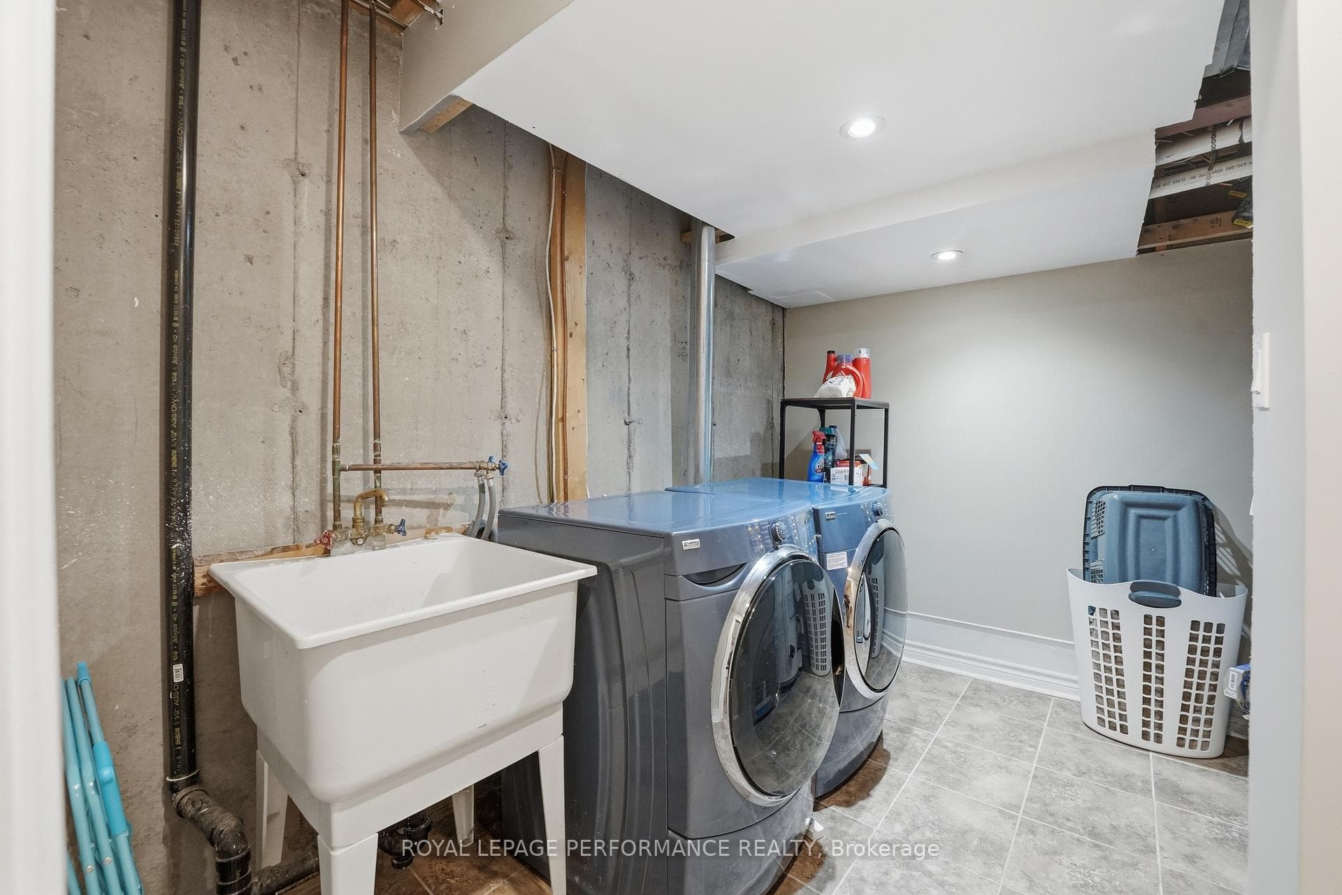 808 Scala Avenue photo 31