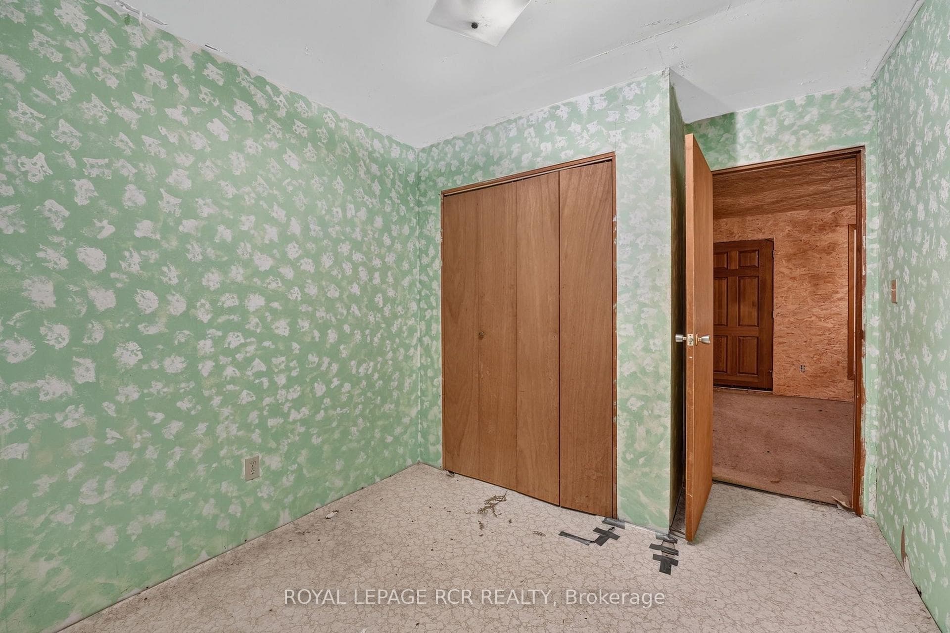 1101 Peter Road photo 15