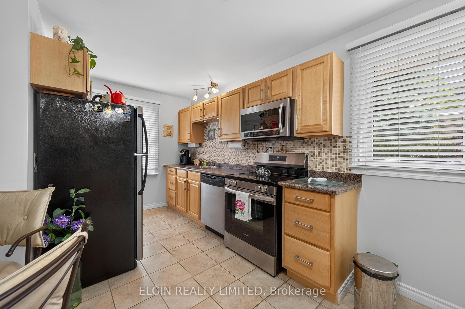 14 Raven Avenue photo 18