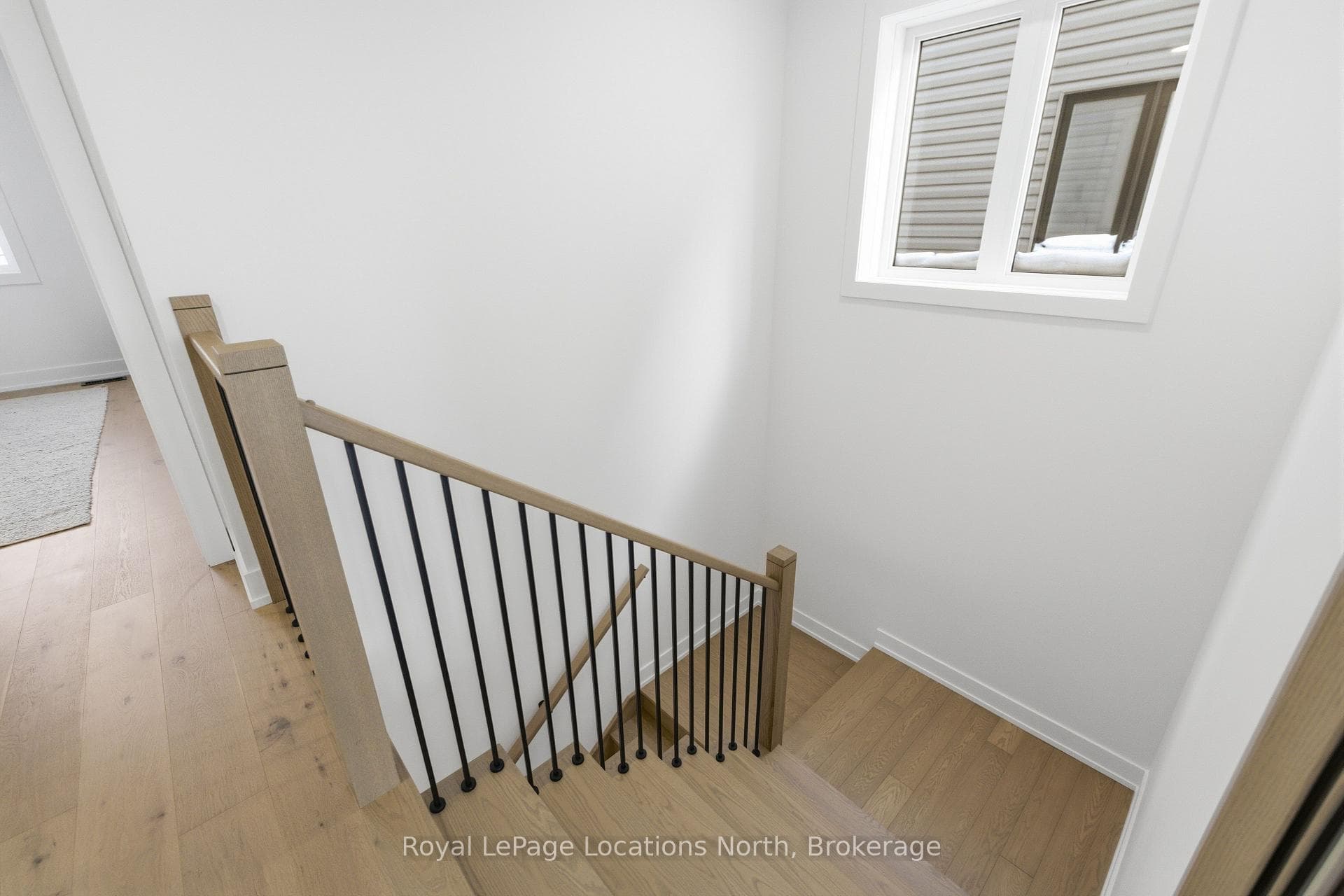 5 Swain Crescent photo 34