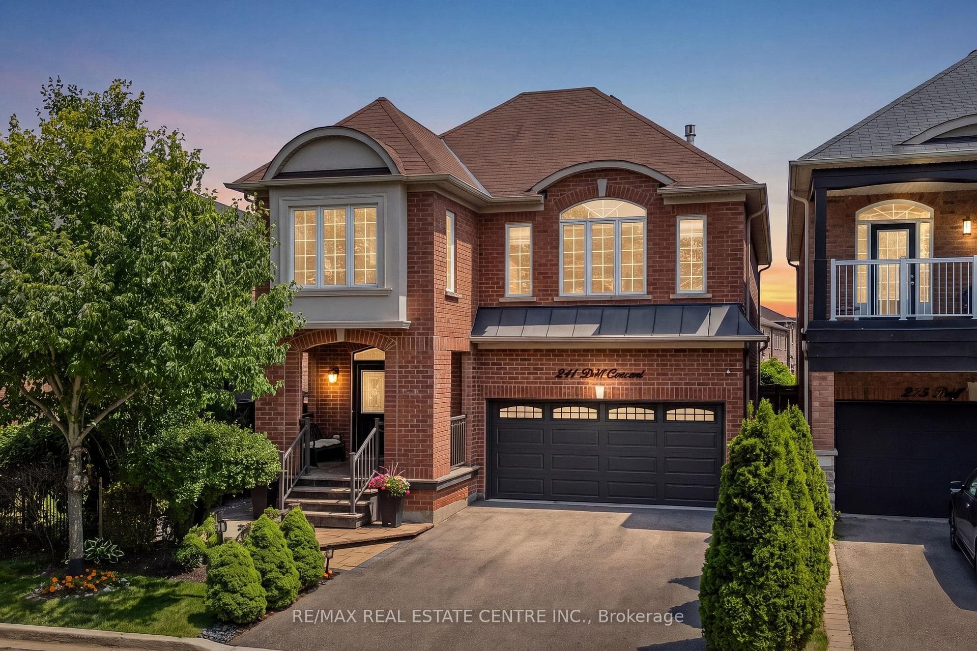 241 Duff Crescent photo 1
