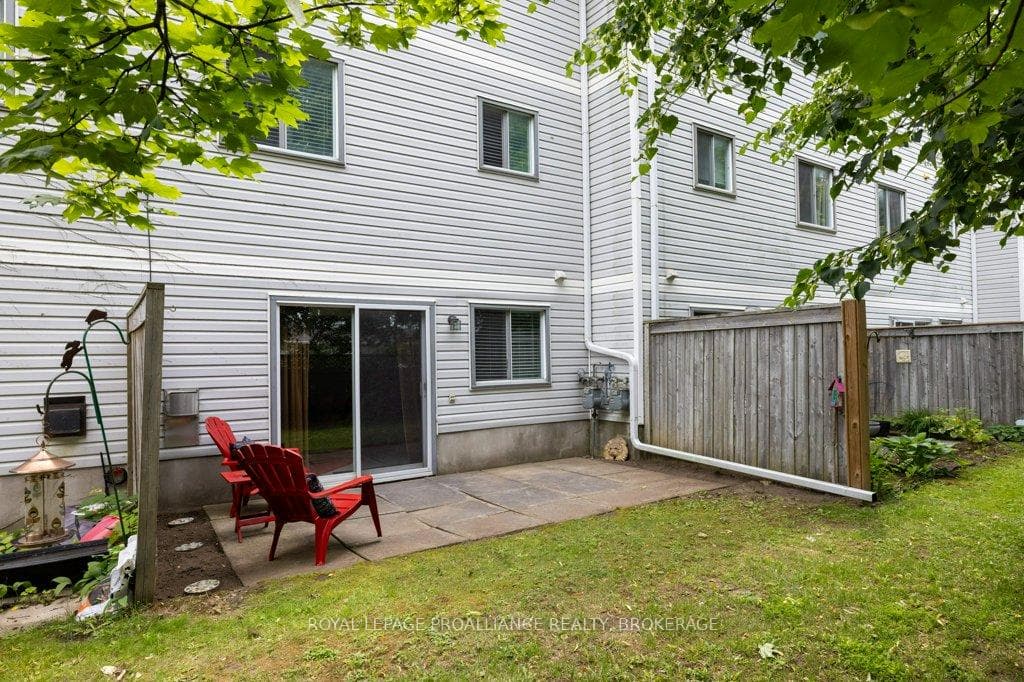 882 Winchester Lane photo 30