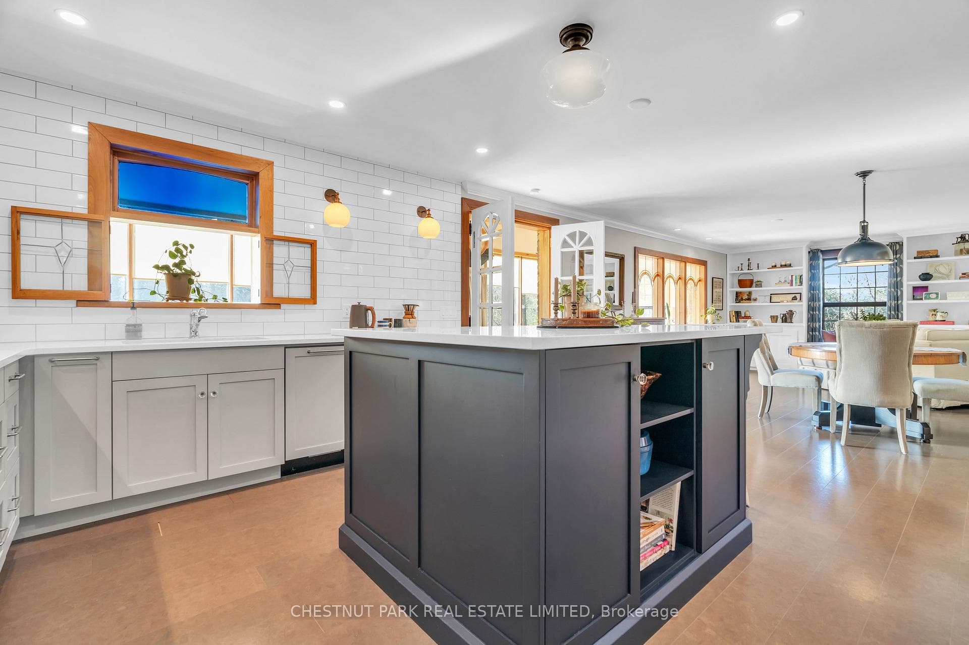 37213 Hills Road photo 11