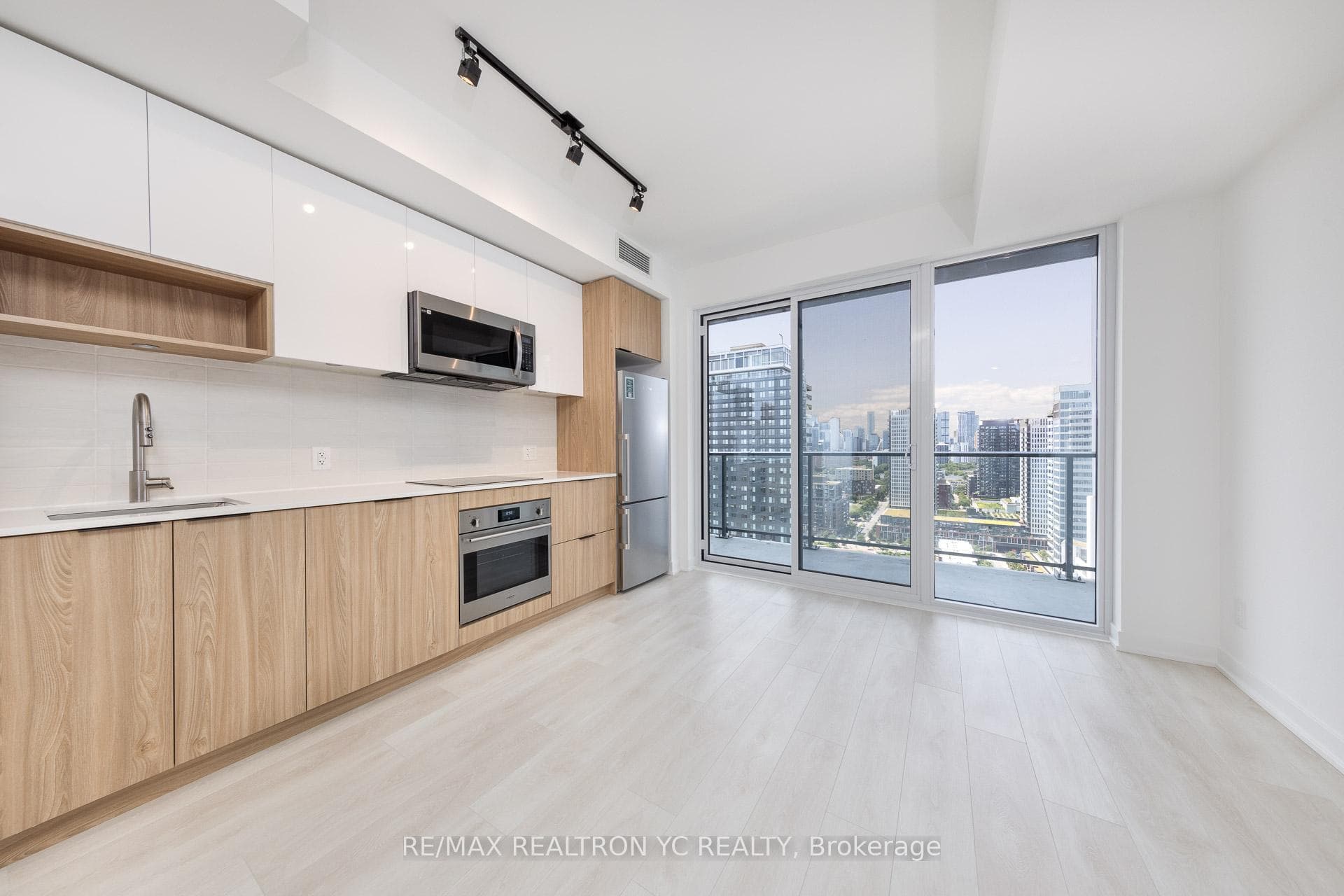 5 Defries Street Unit 2207 photo 13