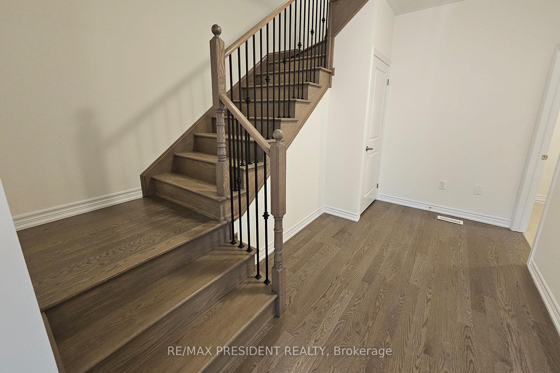 Main Floor Stairs
