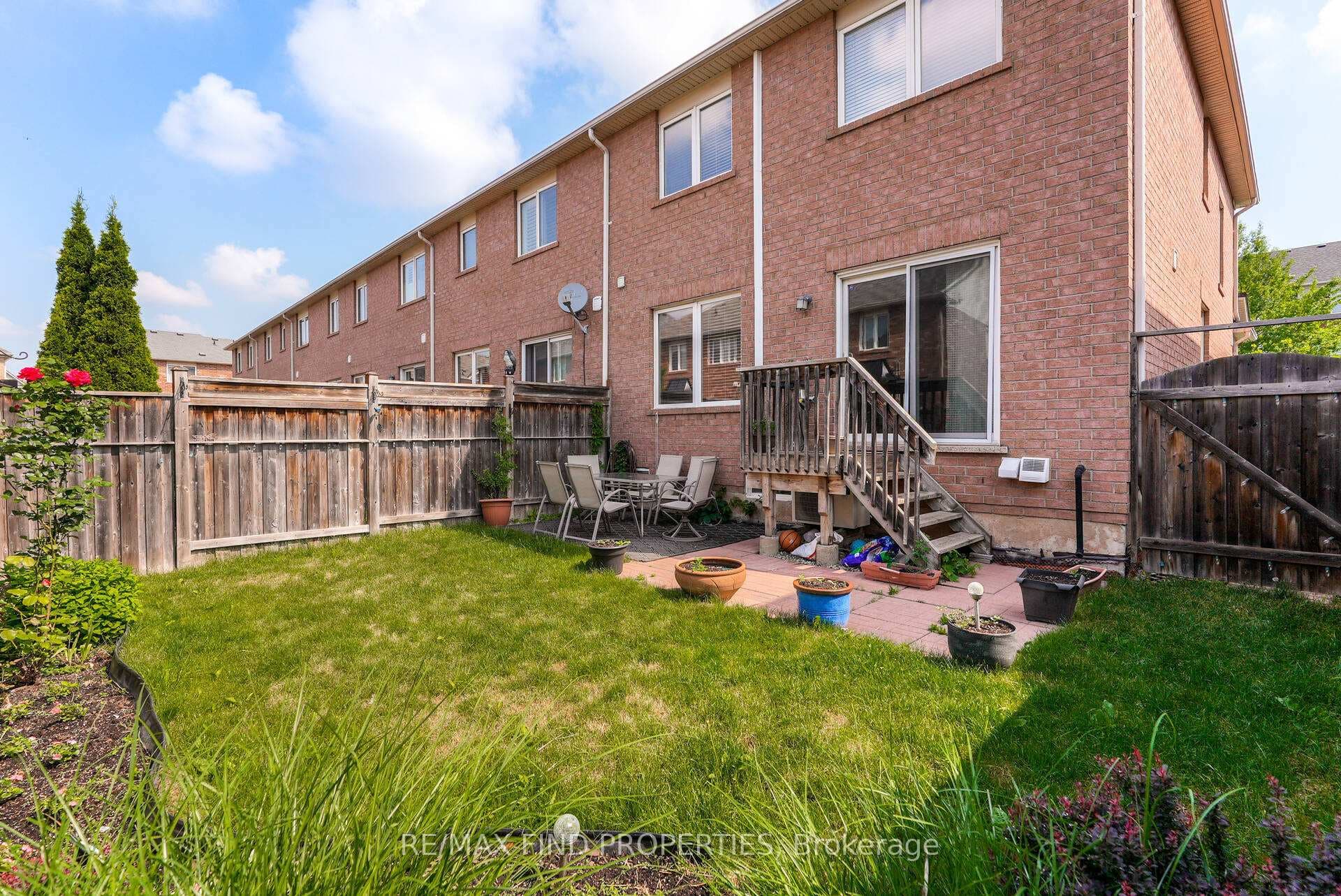 930 Hasselfeldt Heights photo 39