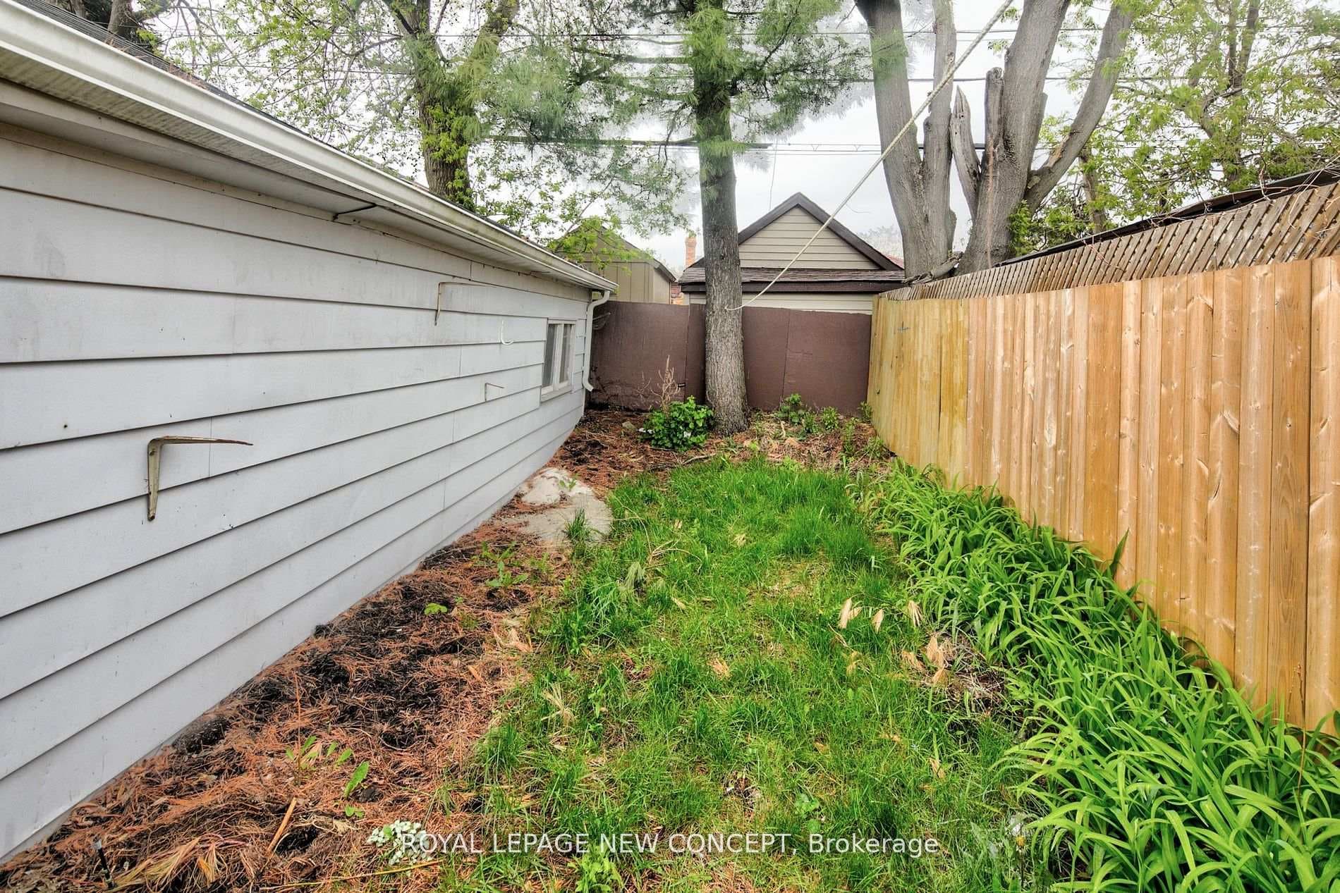 1112 Greenwood Avenue photo 30