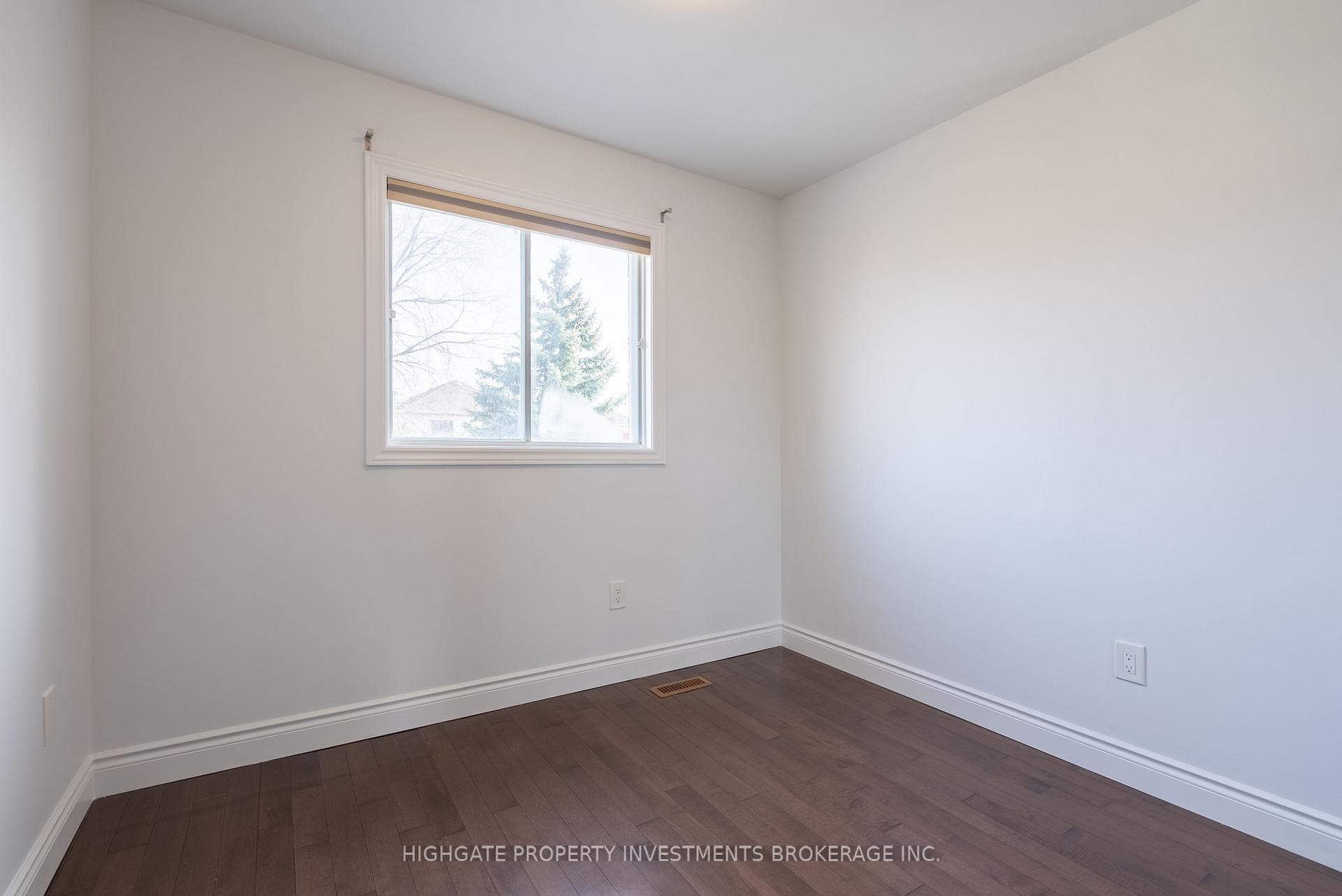 101 Laidlaw Drive photo 26