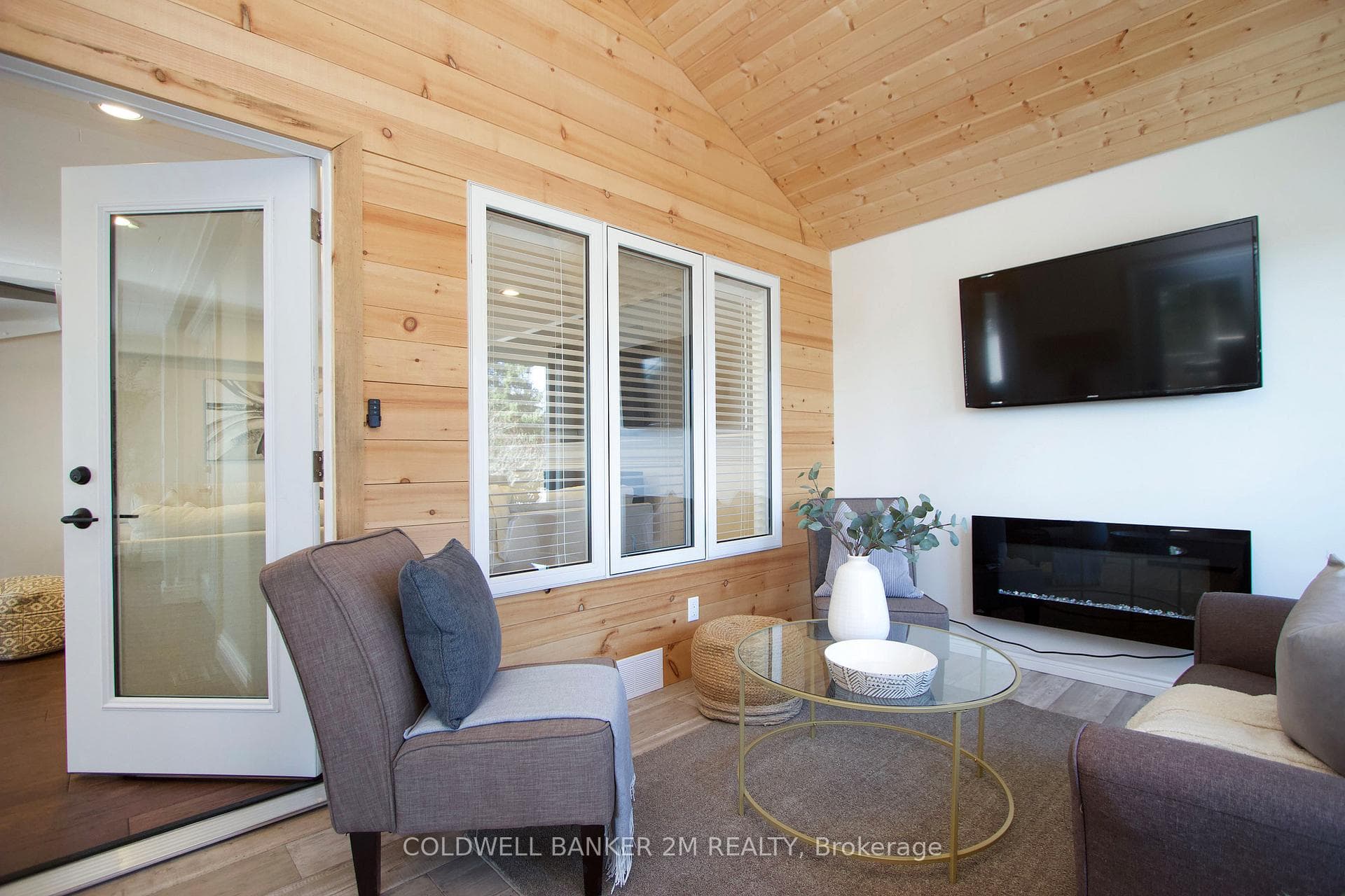 37 Bradley Boulevard photo 19
