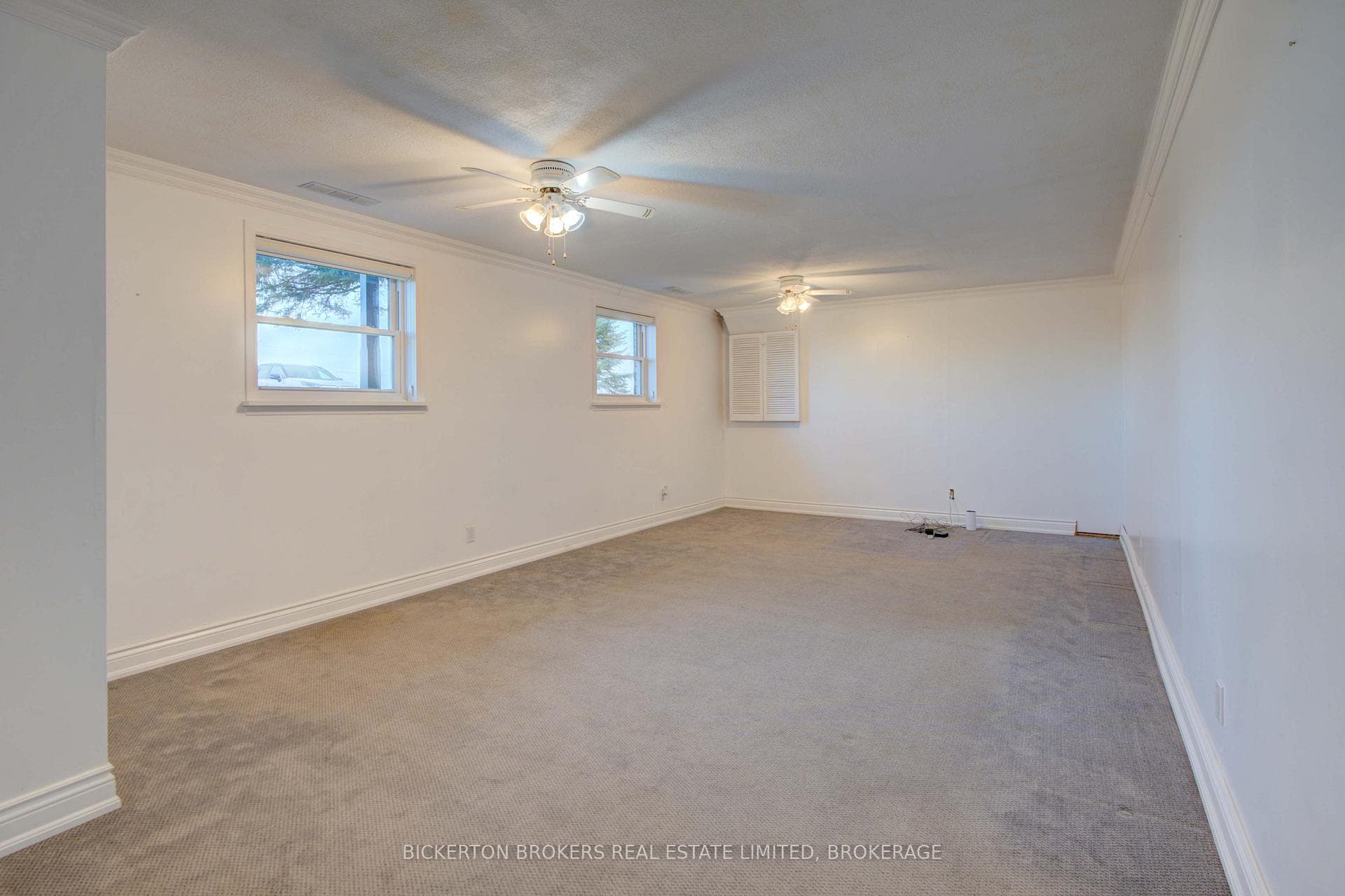 108 Russell Road photo 29