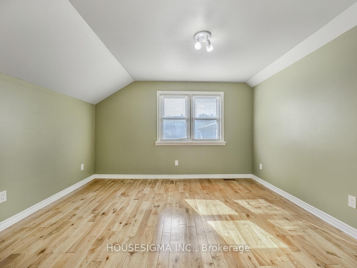 98 Westbourne Avenue photo 13