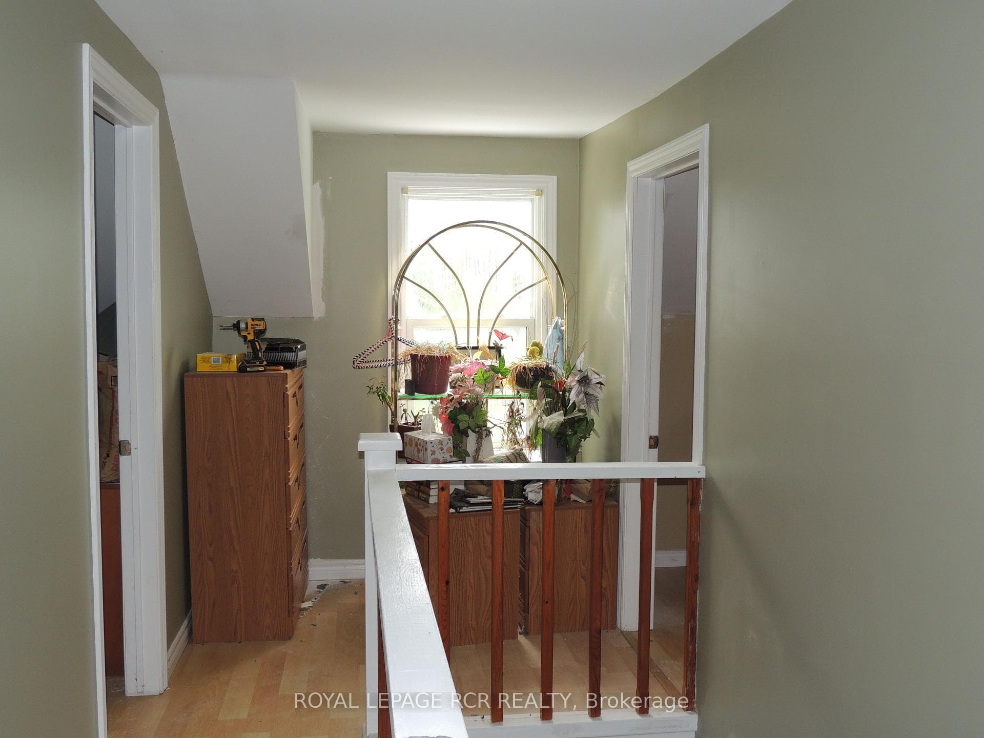136249 Grey Road 40 Road photo 11