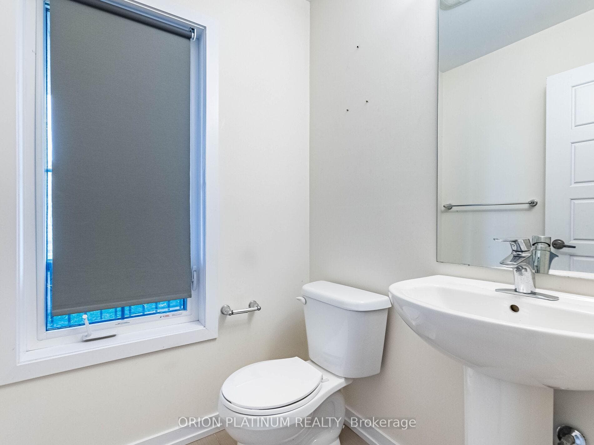 135 Pagebrook Crescent photo 7