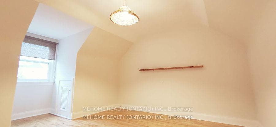 63 Anndale Drive photo 8