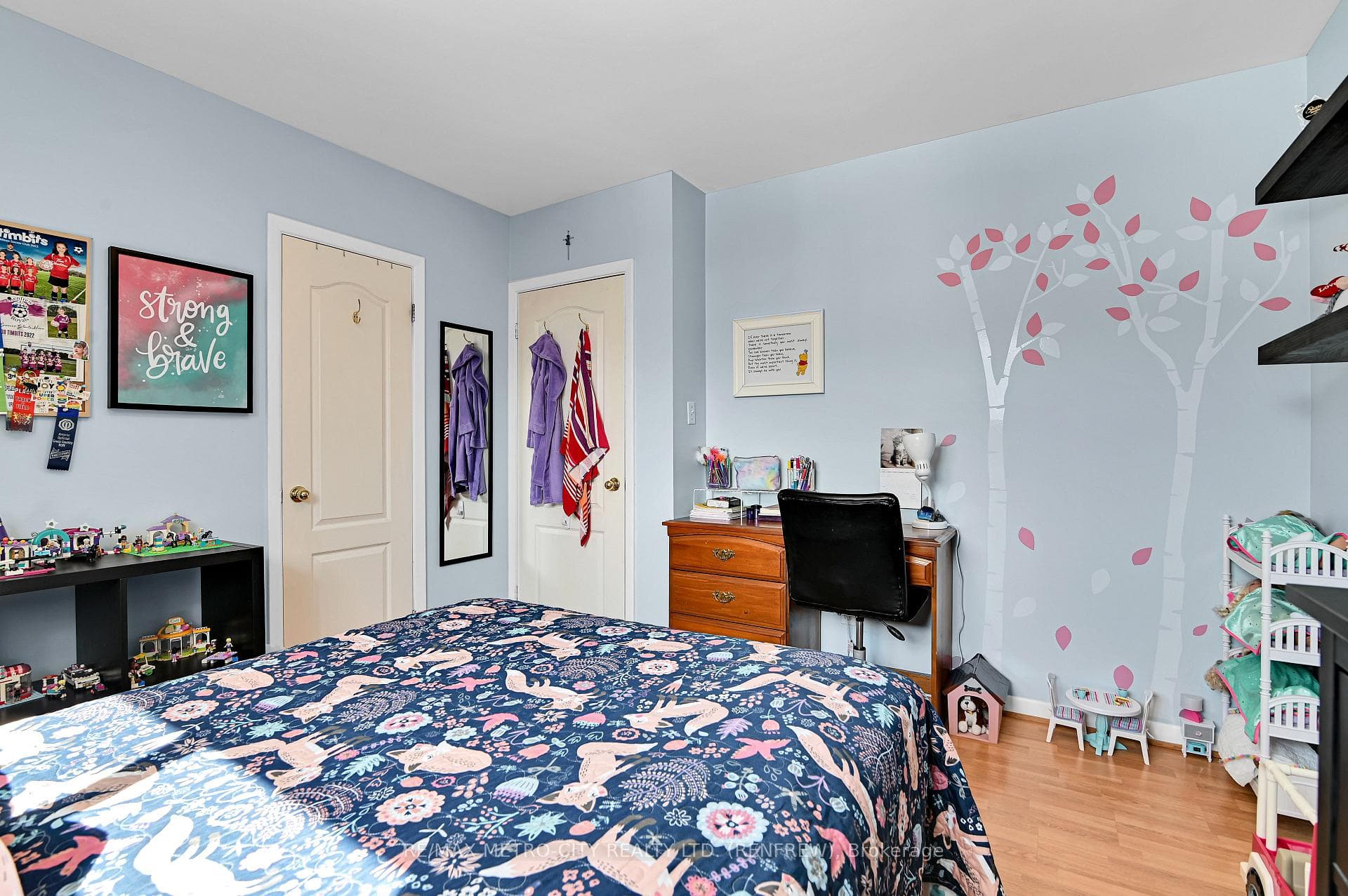 346 Martin Street photo 19