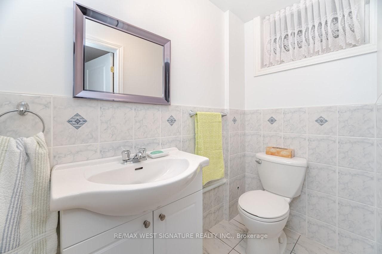 56 Dalegrove Crescent photo 26