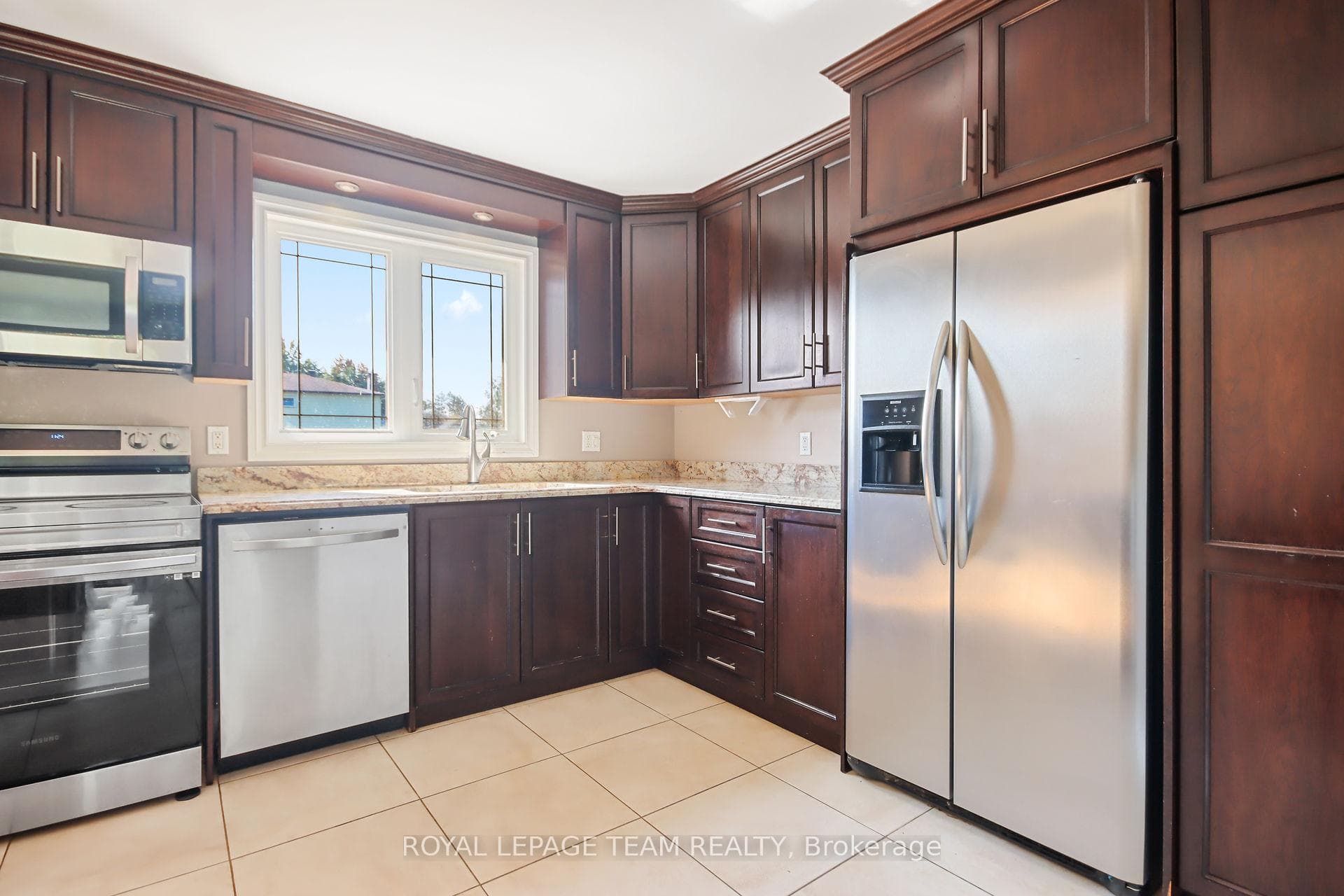 454 Rideau Road photo 10