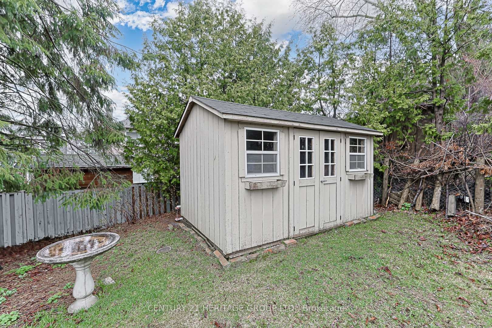 1059 Gorham Street photo 44