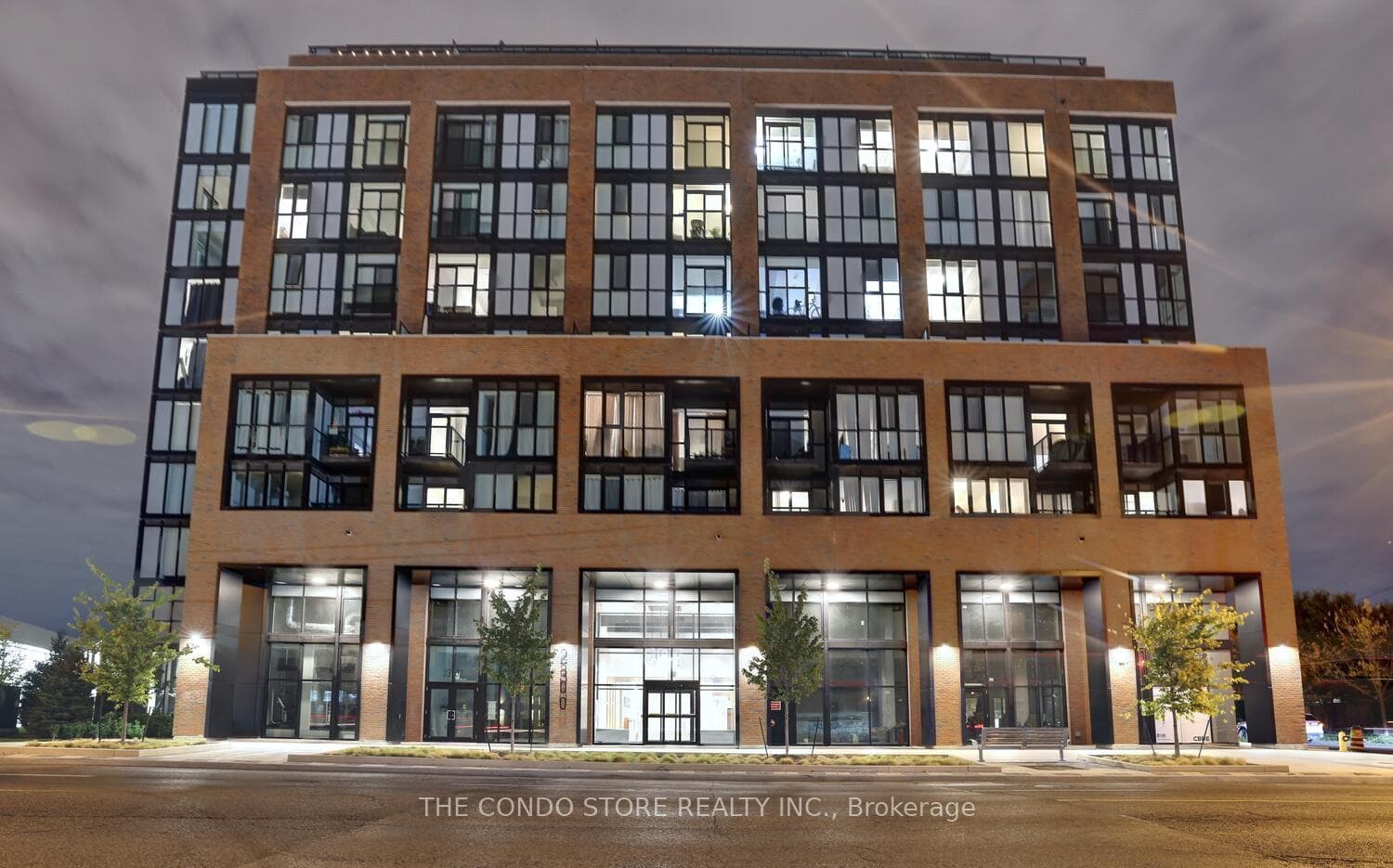 2300 St. Clair Avenue Unit 427 photo 1