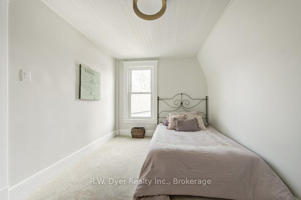 23 Milton Street photo 33