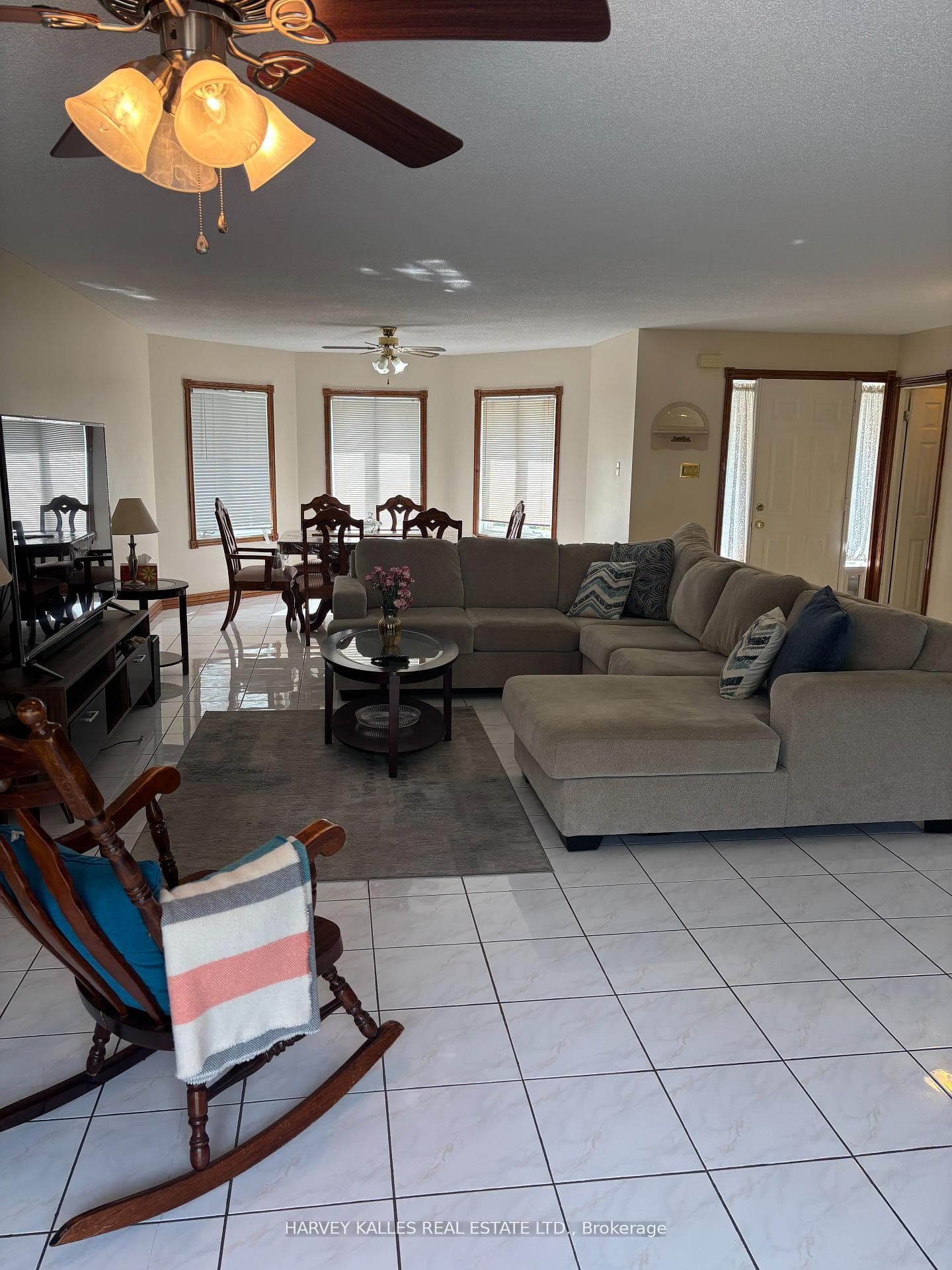 11 Twin Pines Drive Unit Main photo 12