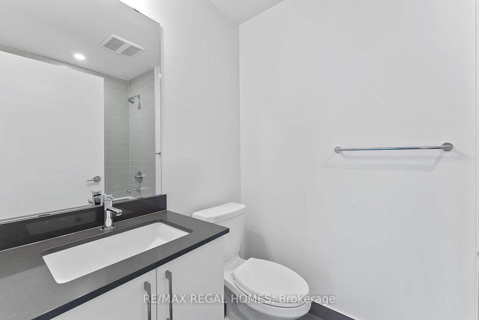 576 Front Street Unit 821E photo 7