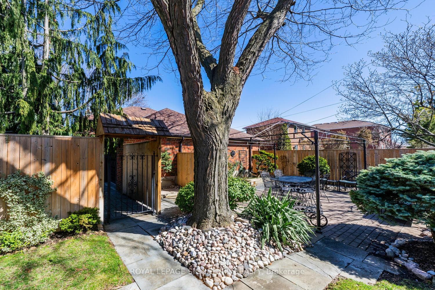 26 Princeway Drive photo 31