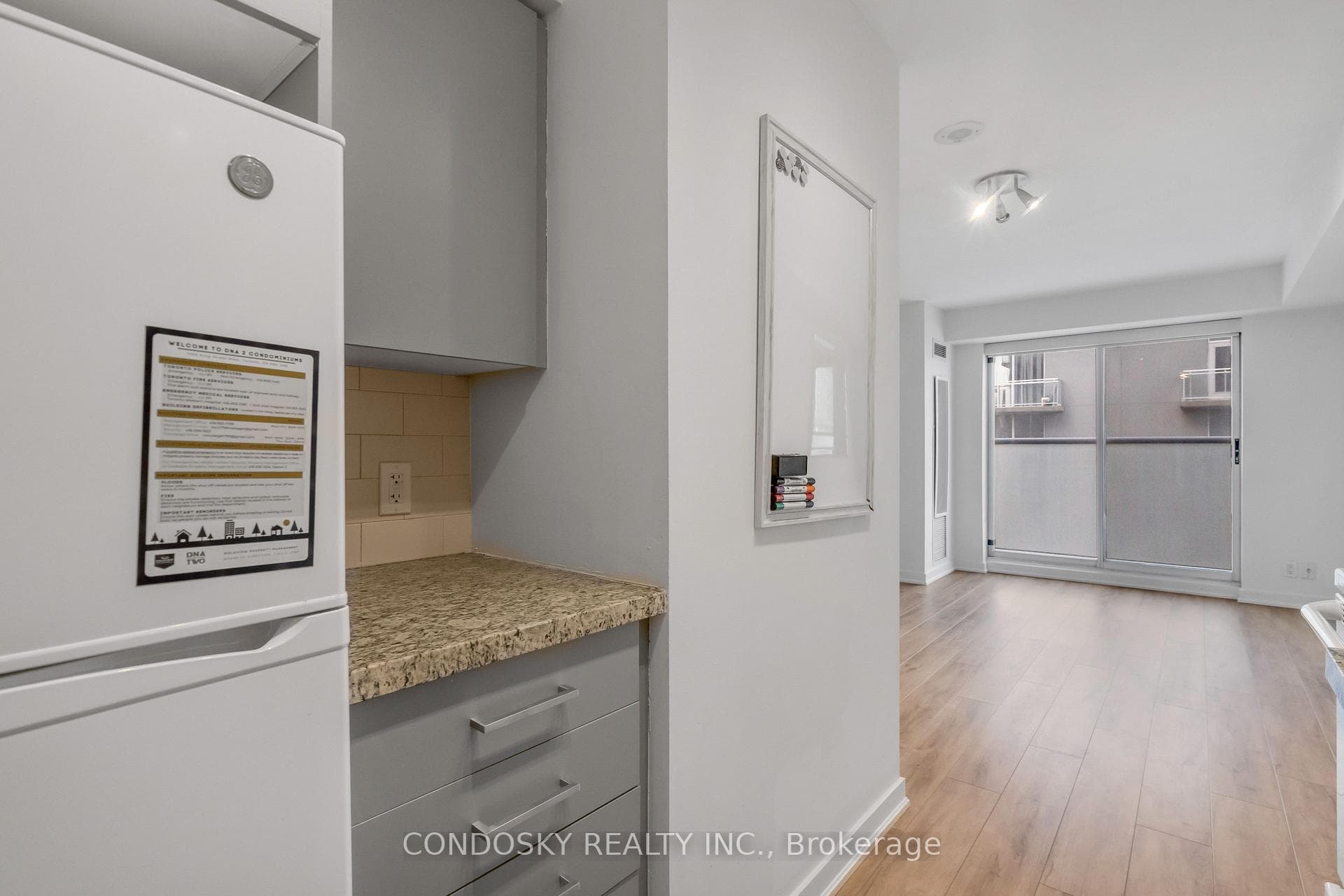 1005 King Street Unit 508 photo 12