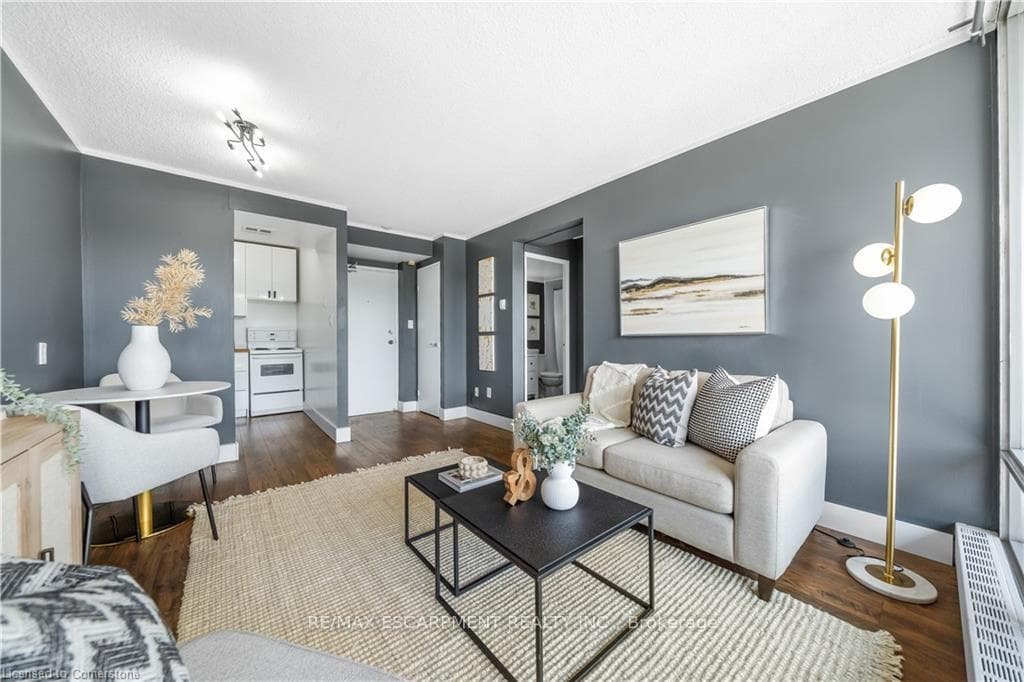 150 Charlton Avenue Unit 2907 photo 7