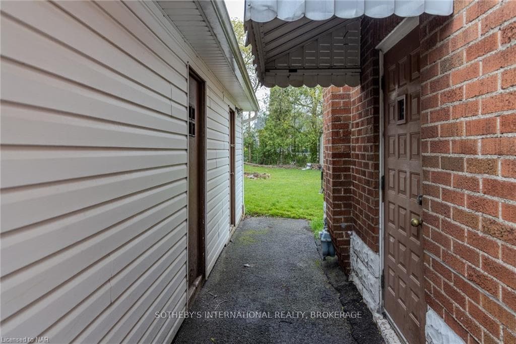 Detached Garage with Extra Storage Unit behind gar