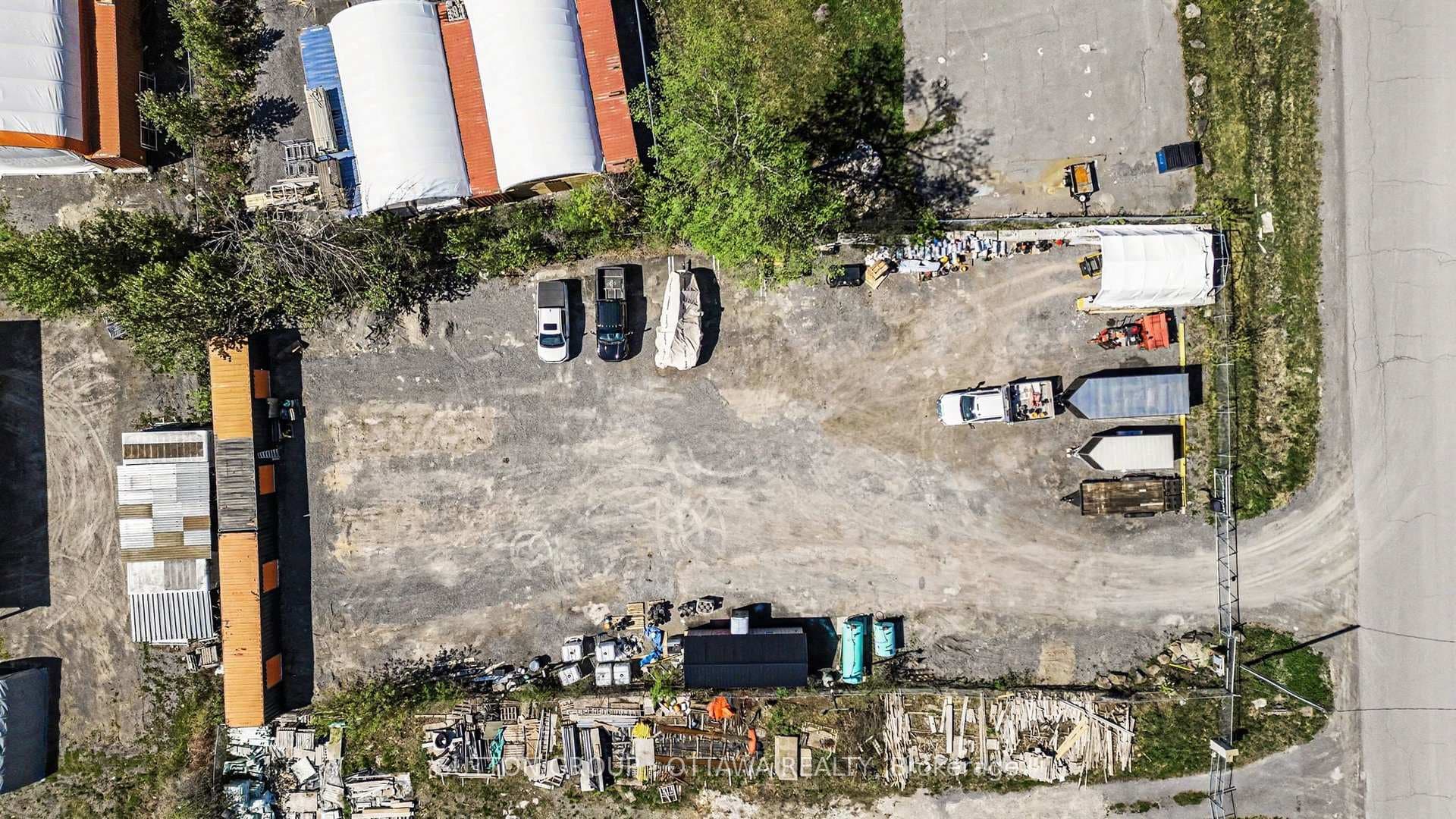 147 Reis Road photo 3