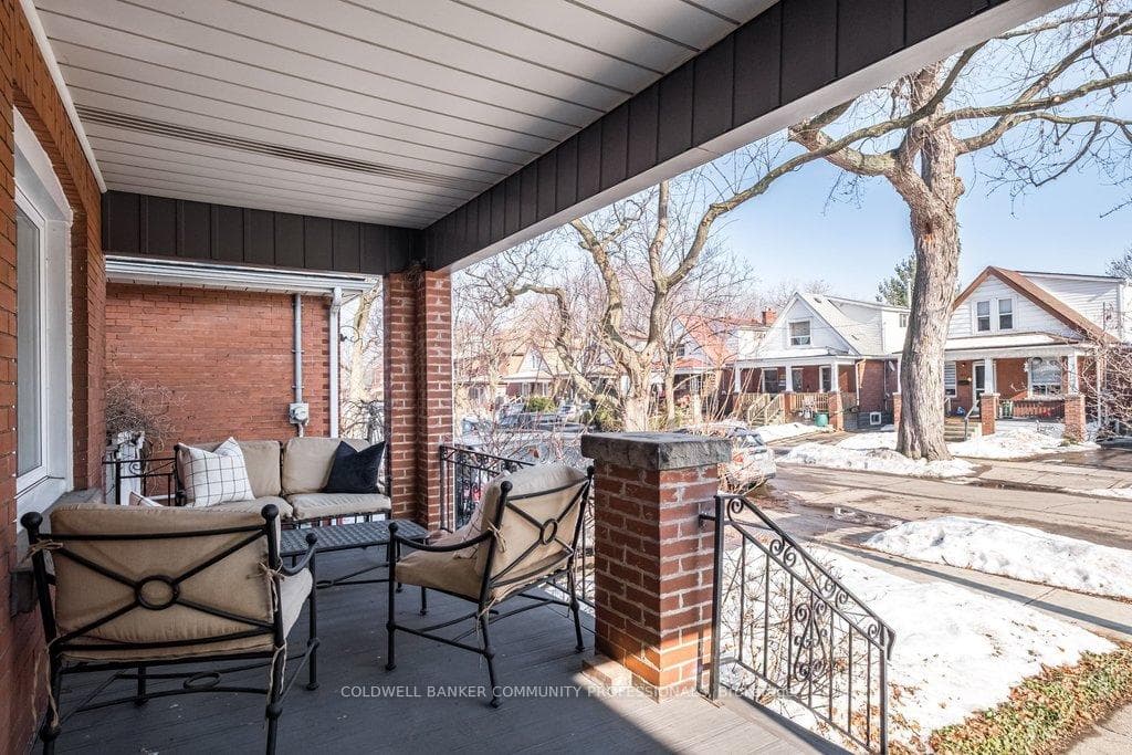100 Graham Avenue photo 37