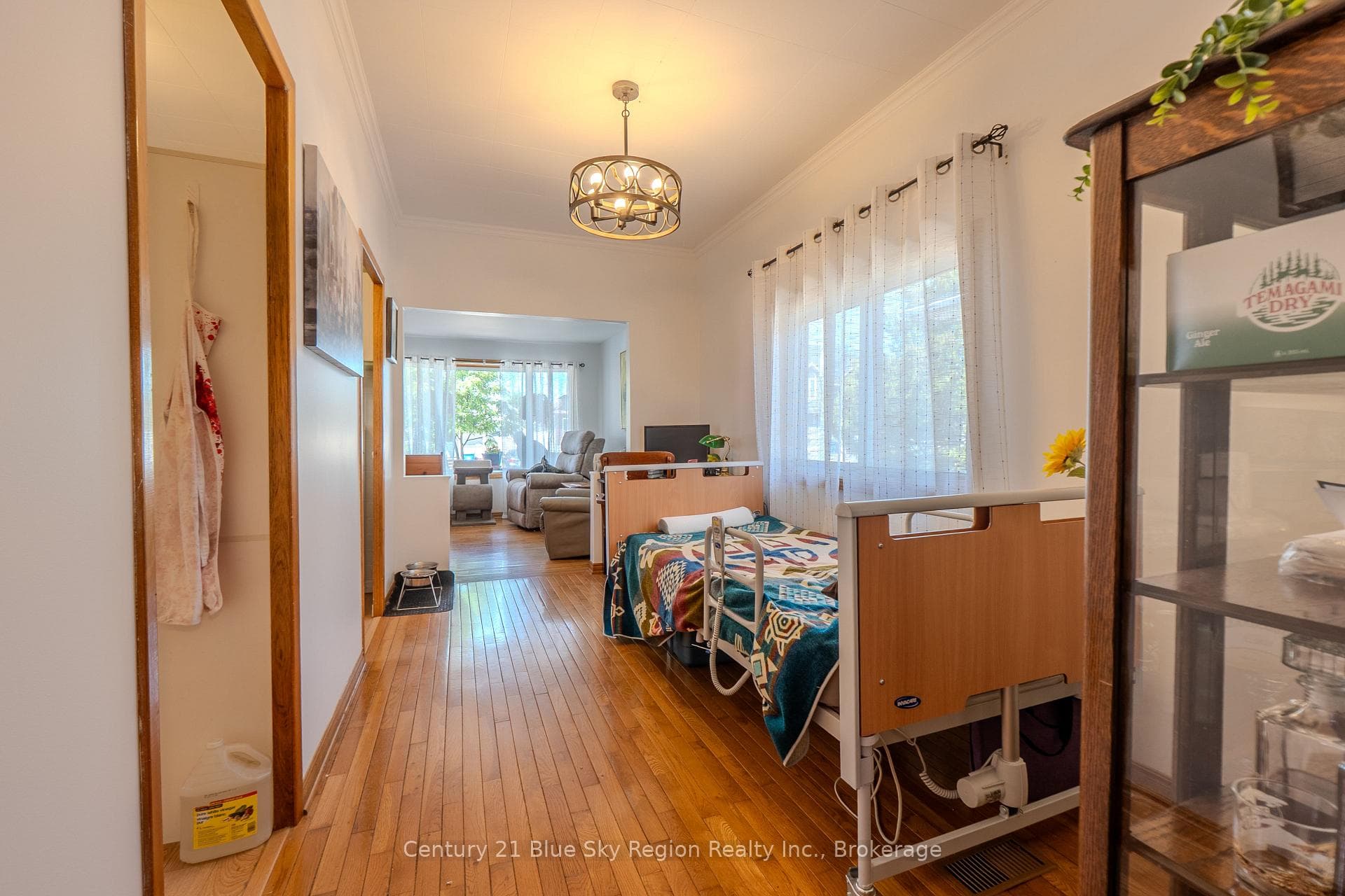 174 Princess Street photo 9