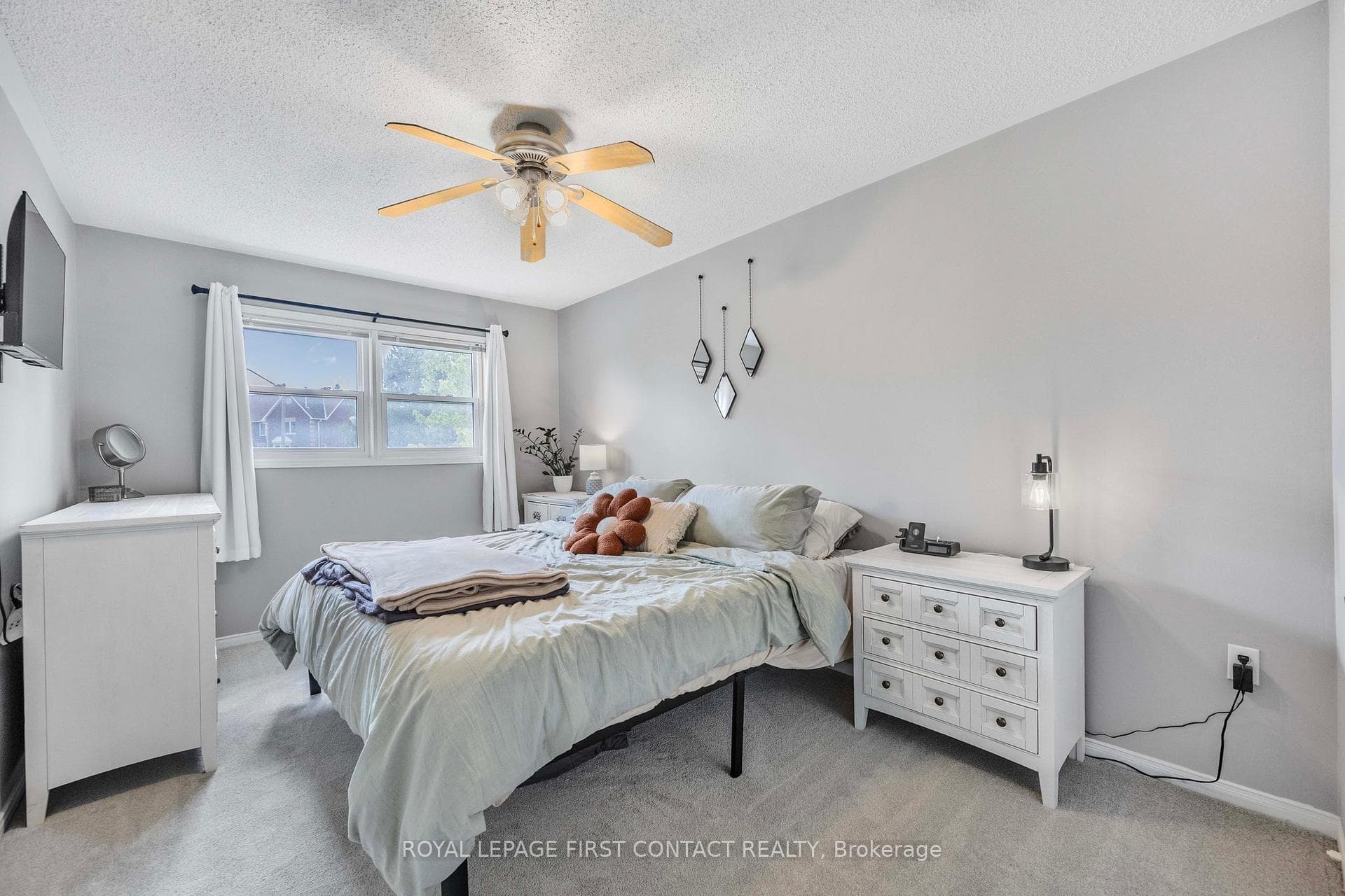 120 D'ambrosio Drive Unit 31 photo 10