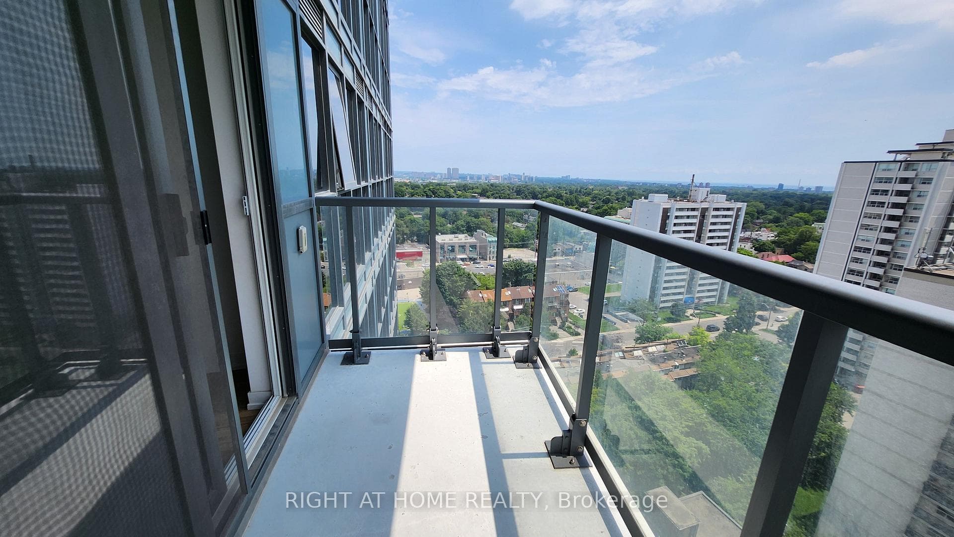 125 Redpath Avenue Unit 1809 photo 9