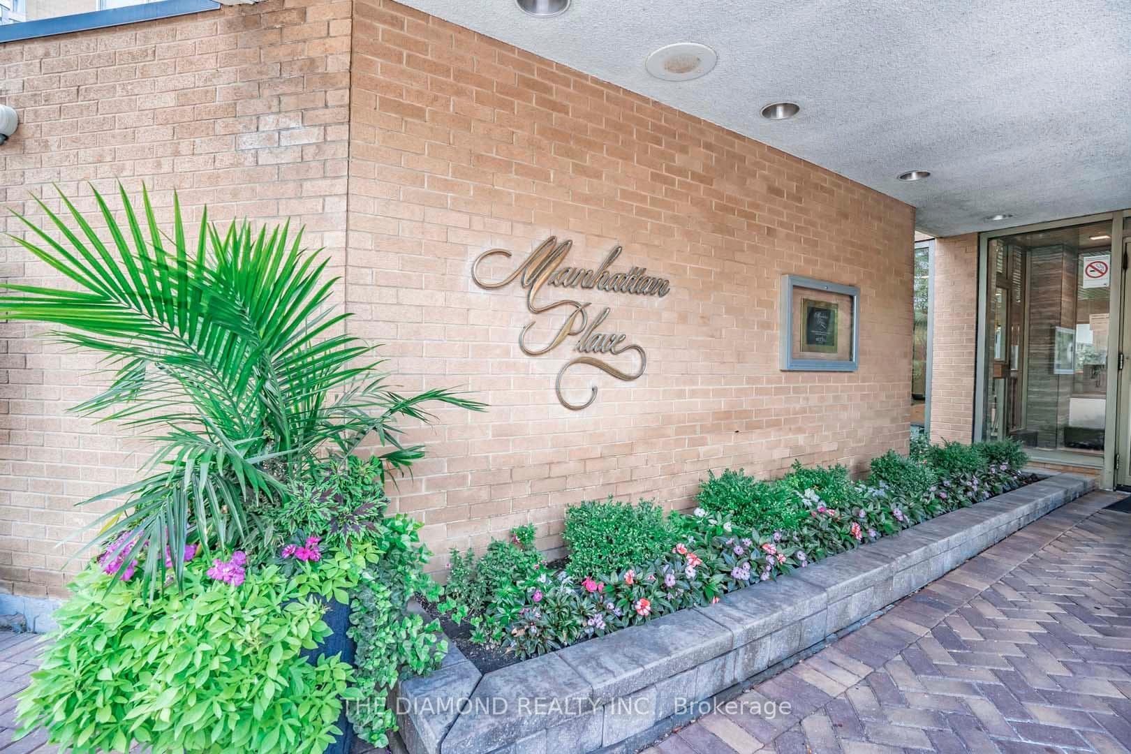131 Beecroft Road Unit 1502 photo 2