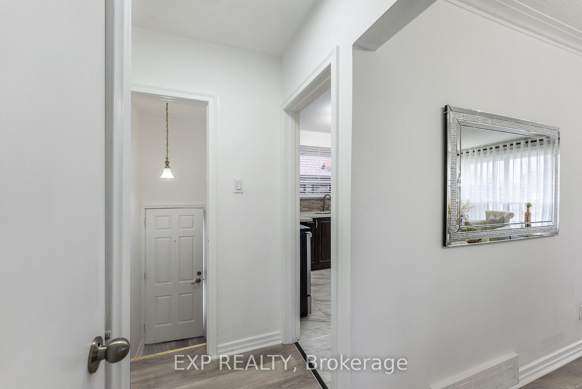 52 Southampton Drive photo 17