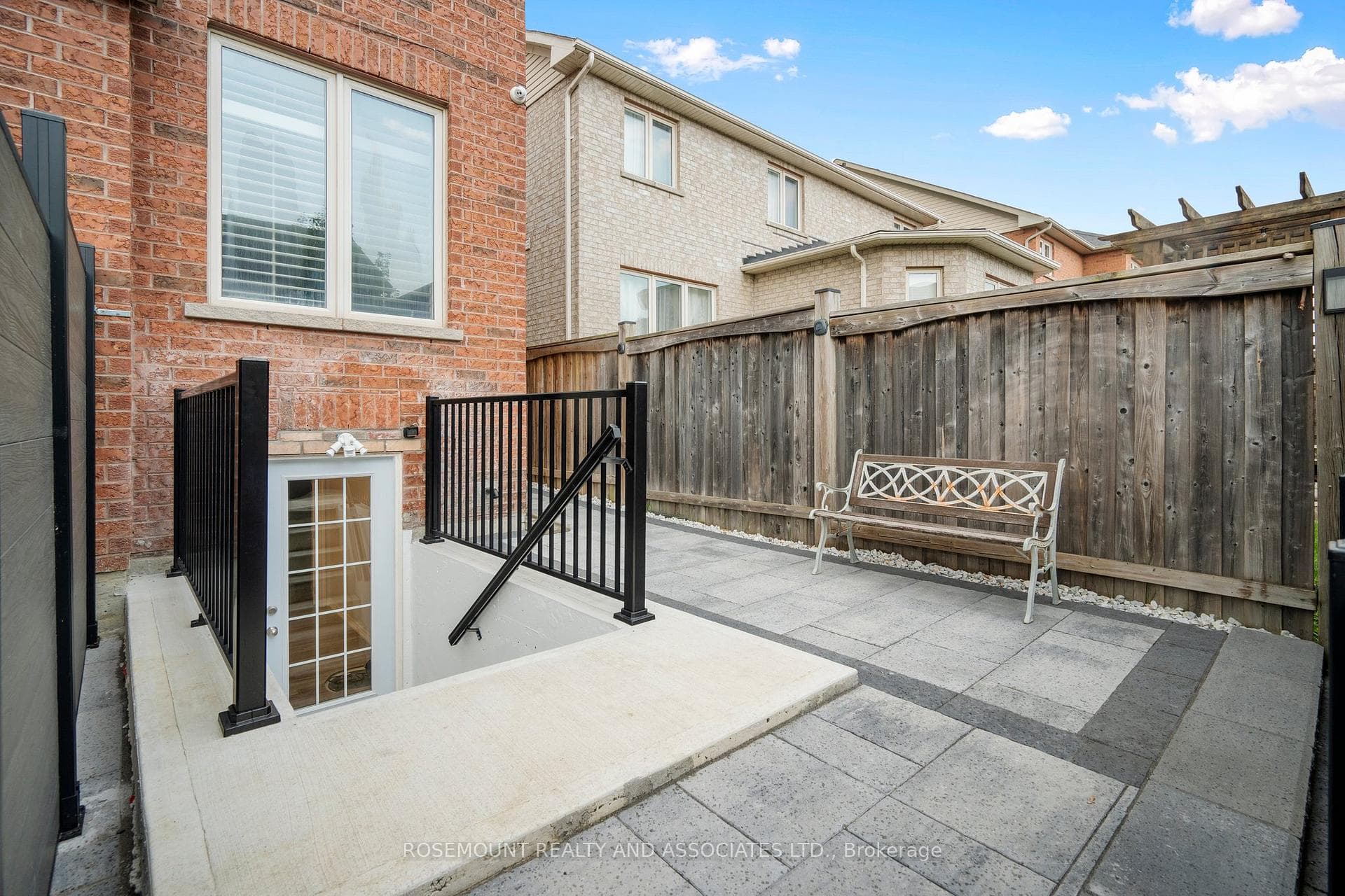 64 Heather Drive Unit Lower photo 6