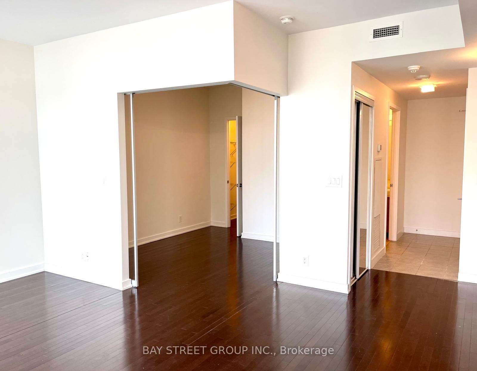 12 York Street Unit 2711 photo 14