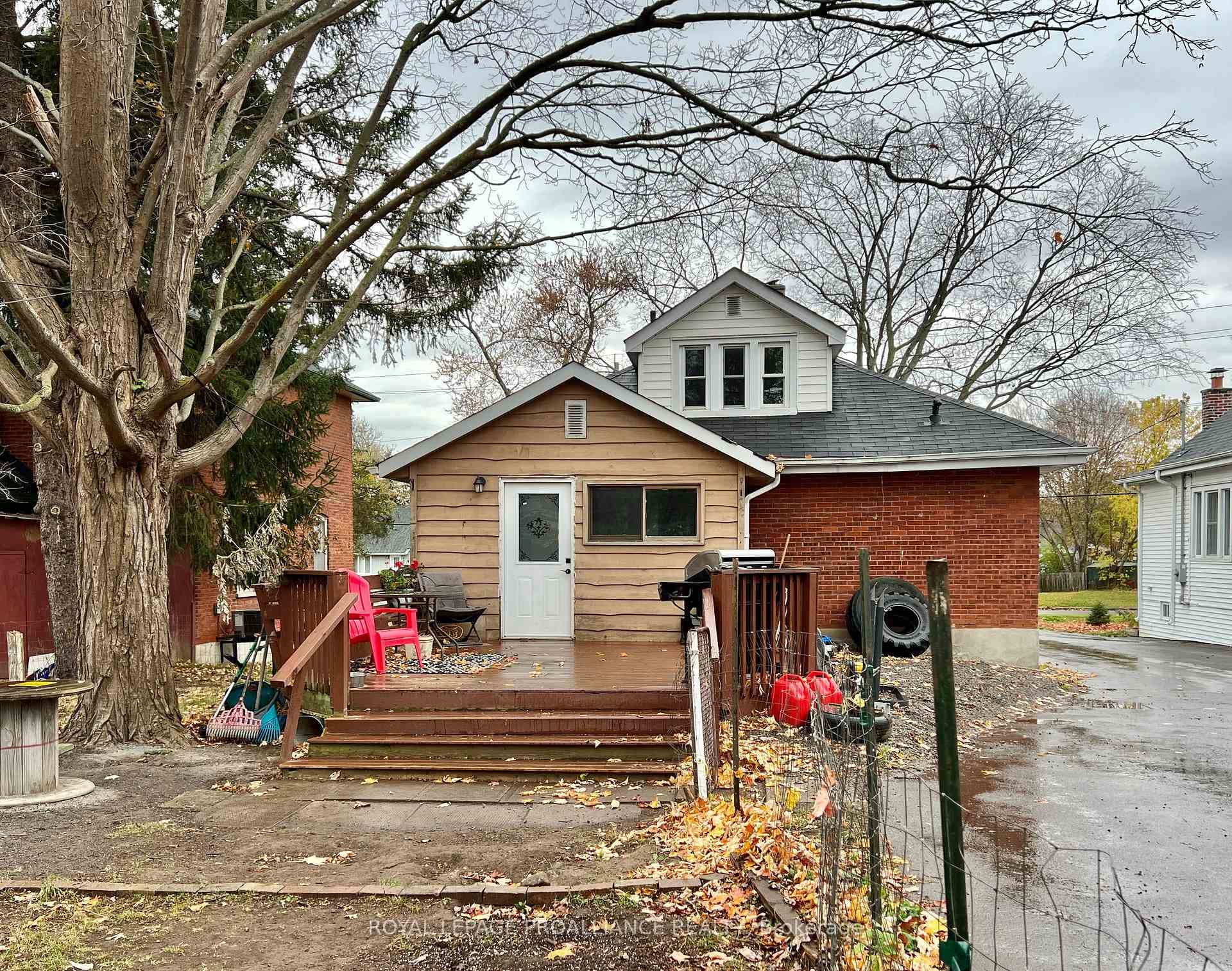 133 Byron Street photo 25