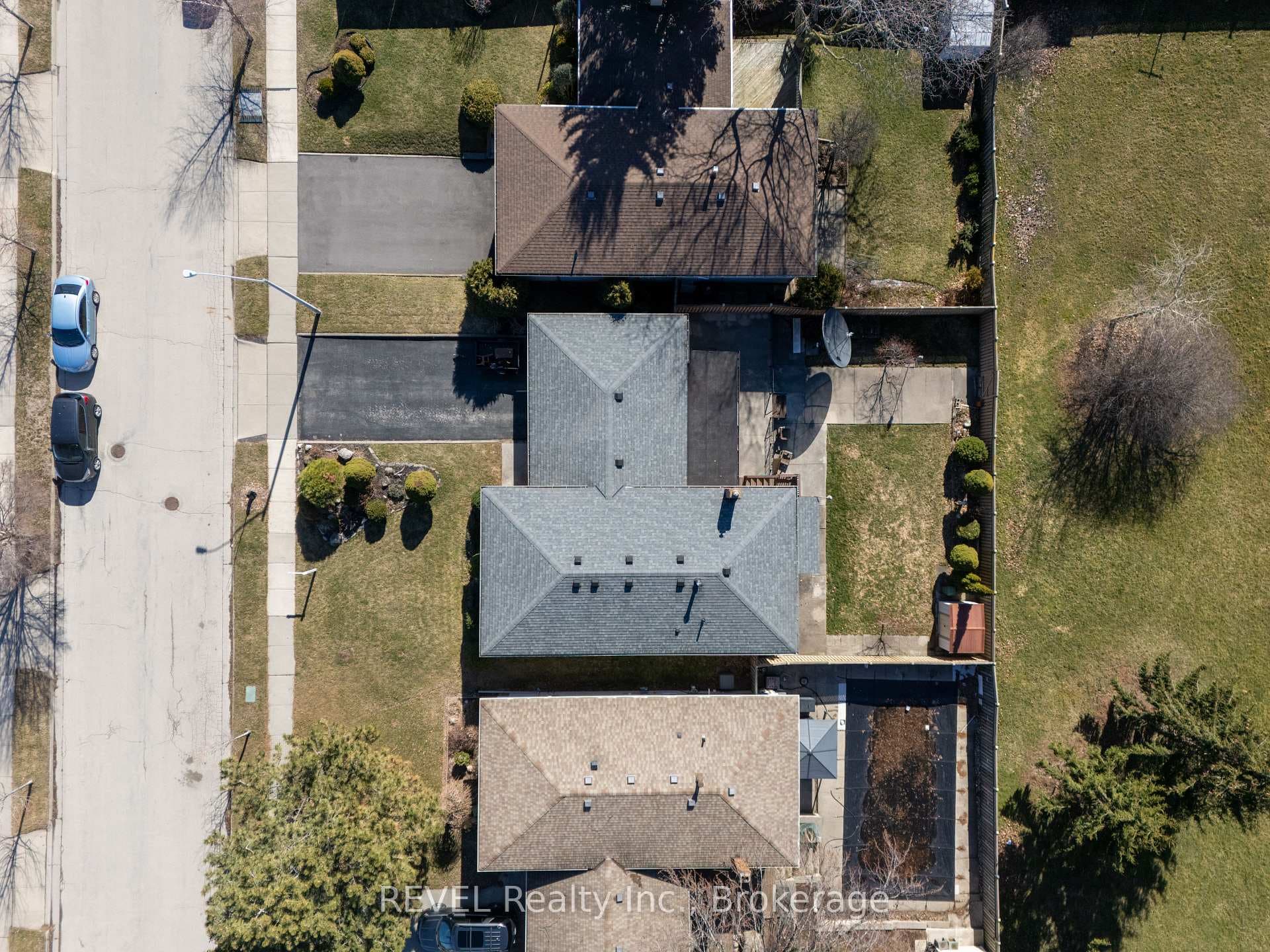 19 Lynwood Drive photo 48