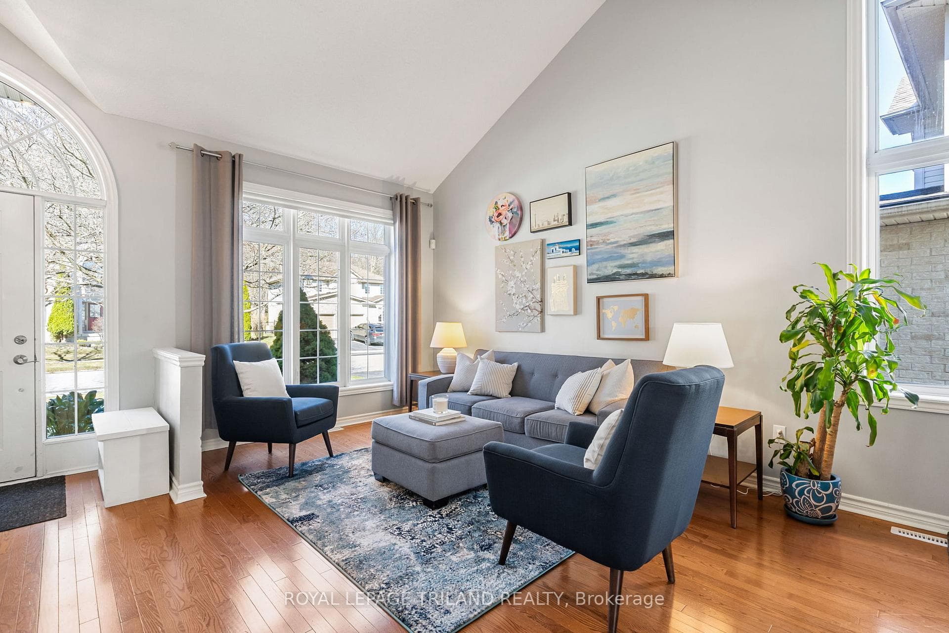 280 Richmeadow Road photo 7