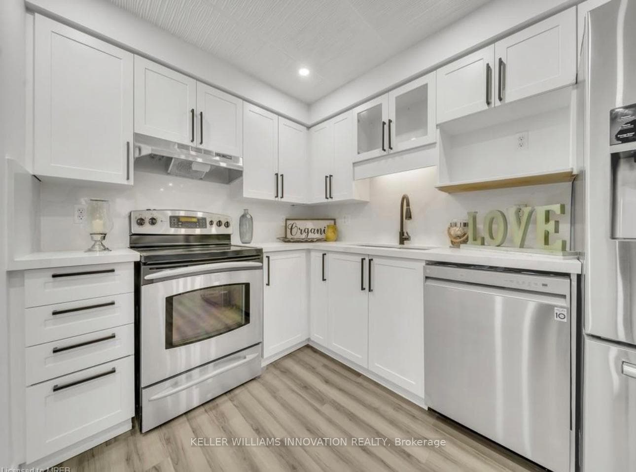 239 Red Clover Court photo 3