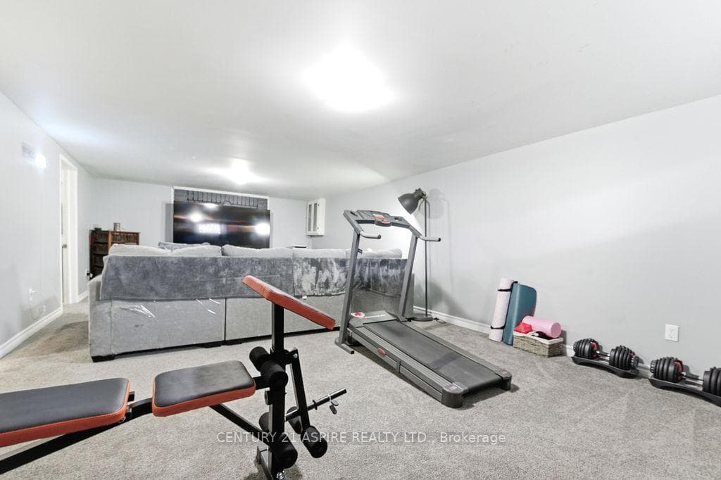832 River Road photo 27