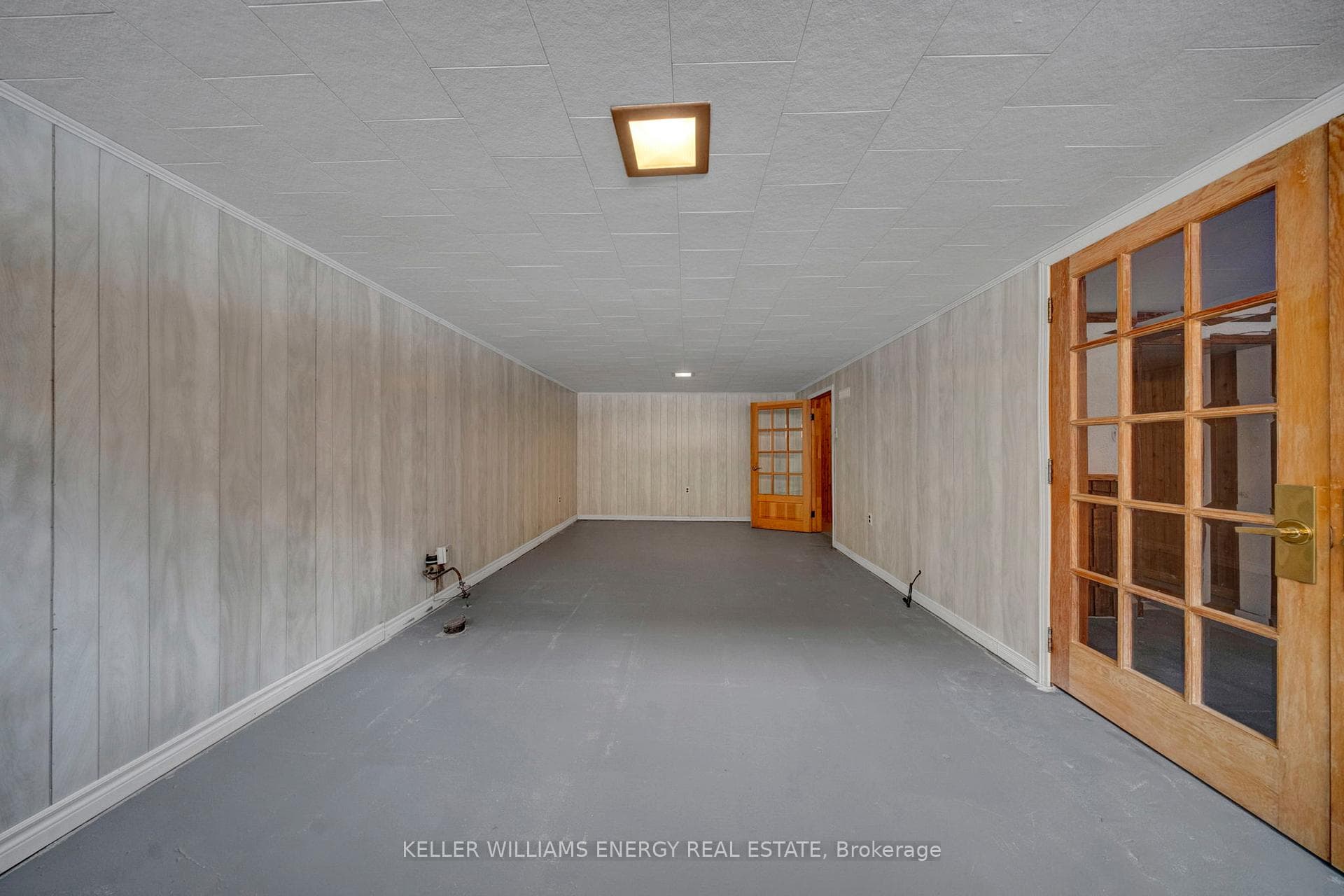 855 Timothy Street photo 24