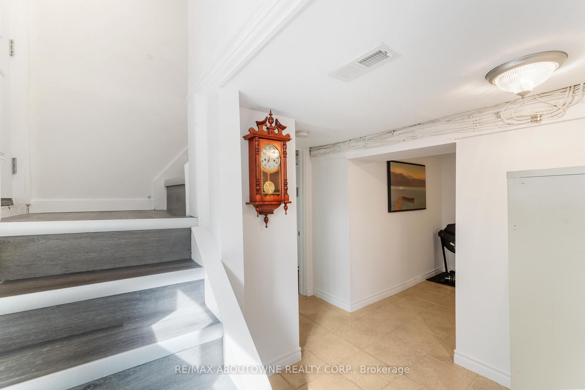 54 Weir Street photo 26